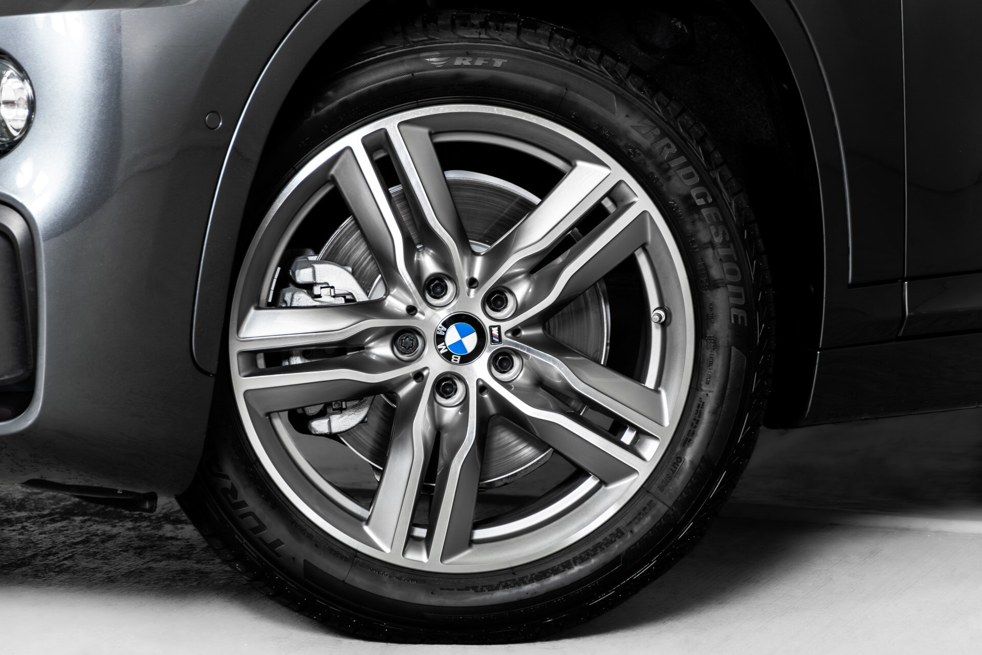 BMW X1 sDrive20i M Sport High Executive | HUD | |1ste eigenaresse Foto 31