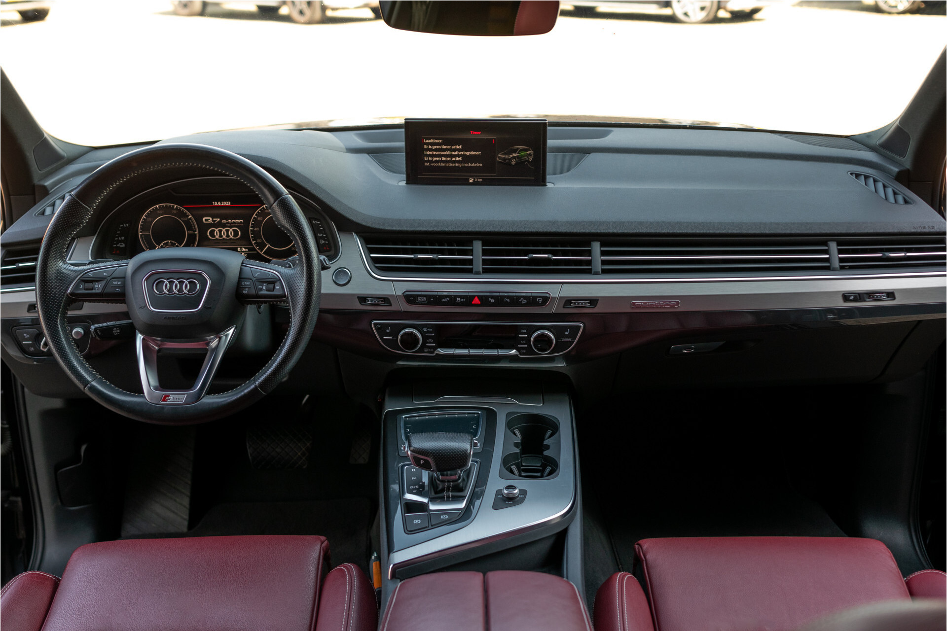 Audi Q7 3.0 TDI E-tron Quattro Sport | Luchtvering | HUD | Bose | Trekhaak | Verwarmd stuur | 1ste eigenaar Foto 5