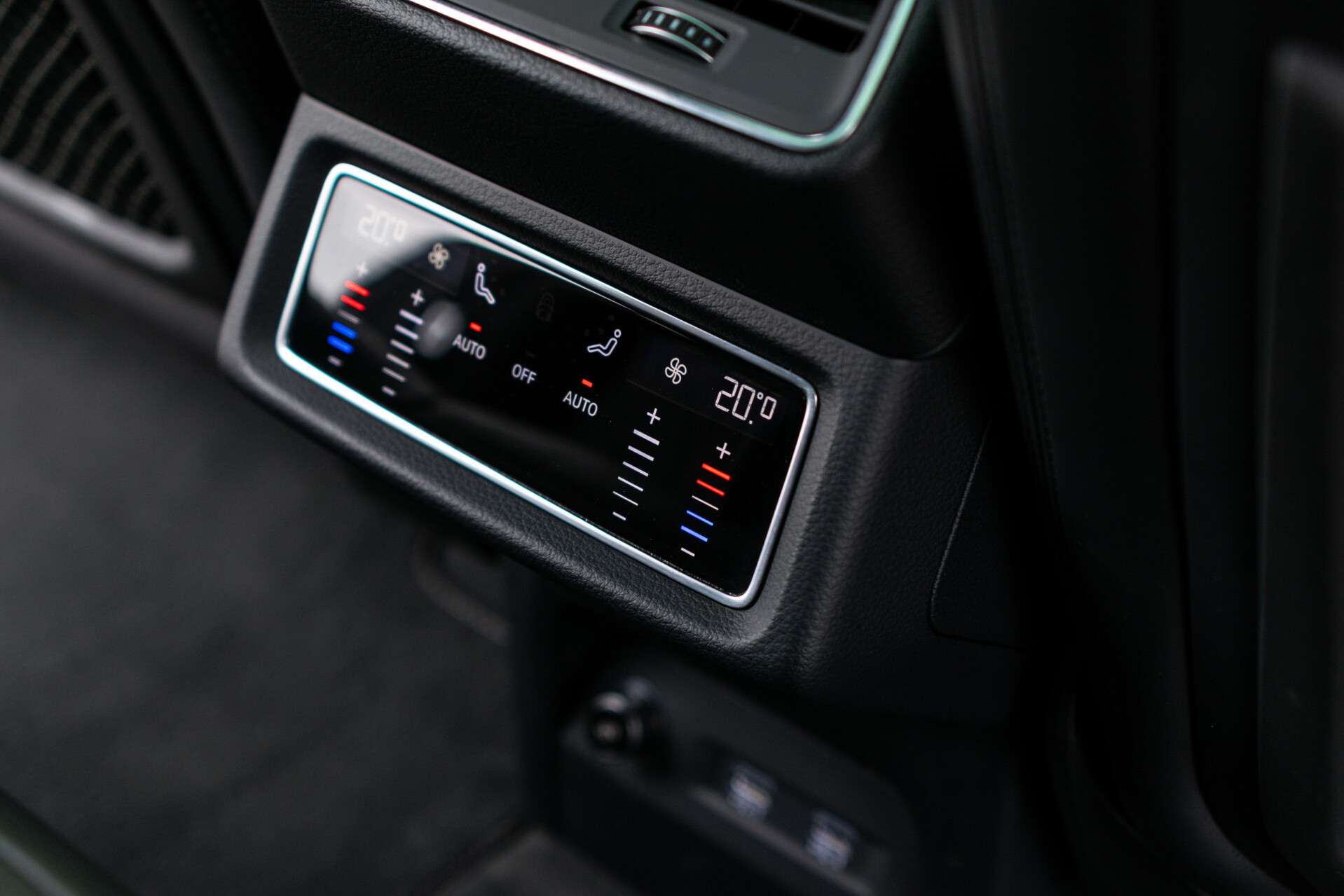 Audi e-tron Sportback EX BTW 50 Quattro S Edition 71 kWh Blackline|22"|Matrix|ACC|Keyless|Panorama|Ruitleder Foto 22