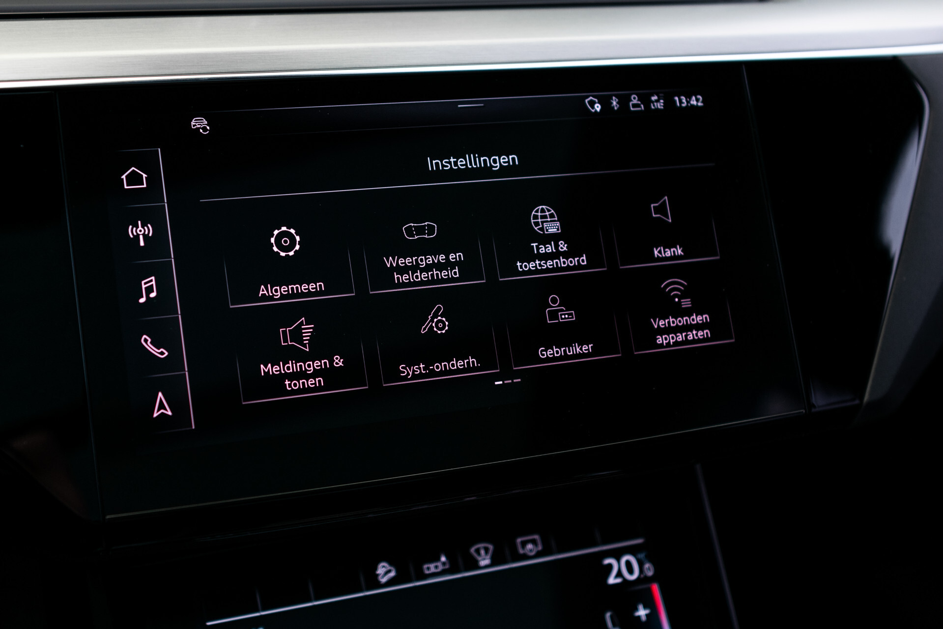 Audi e-tron Sportback 50 Quattro S Edition 71 kWh Blackline|22"|Matrix|ACC|Keyless|Panorama|Ruitleder Foto 19