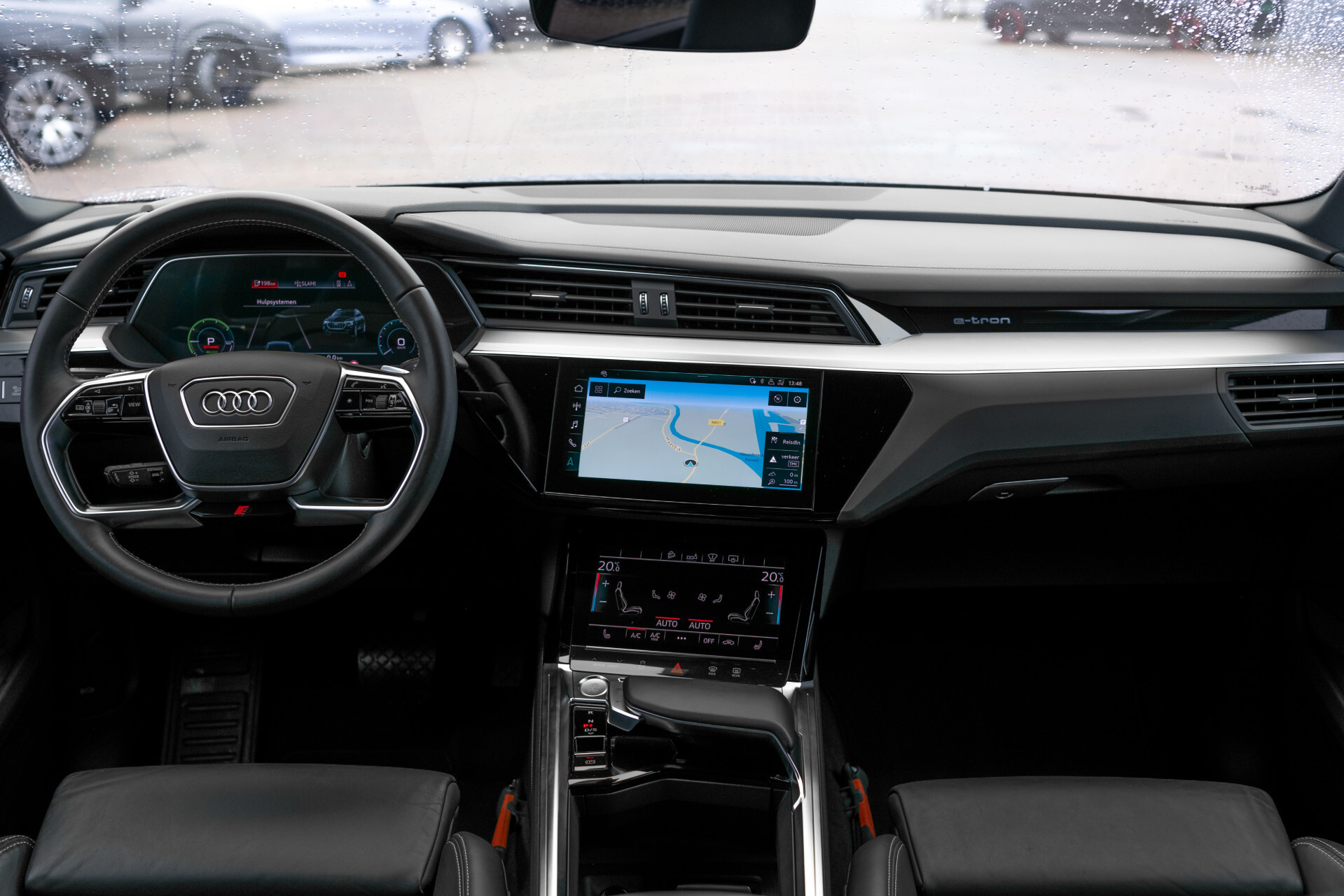 Audi e-tron Sportback 50 Quattro S Edition 71 kWh Blackline|22"|Matrix|ACC|Keyless|Panorama|Ruitleder Foto 5
