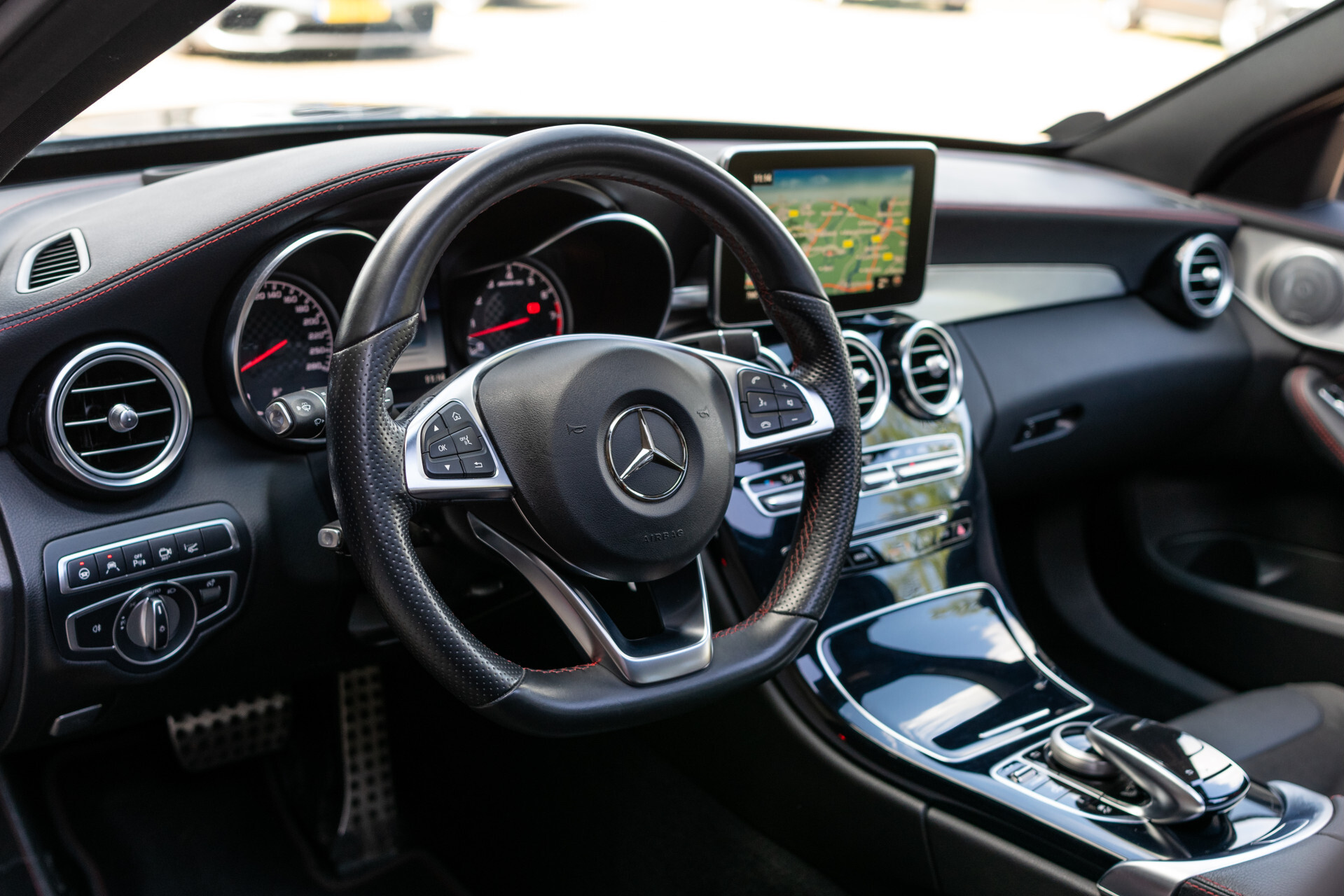 Mercedes-Benz C-Klasse Estate 43 AMG 4-M Panorama|Night|Rij-assistentie|Burmester|HUD|360|Auto trekhaak Aut9 Foto 18