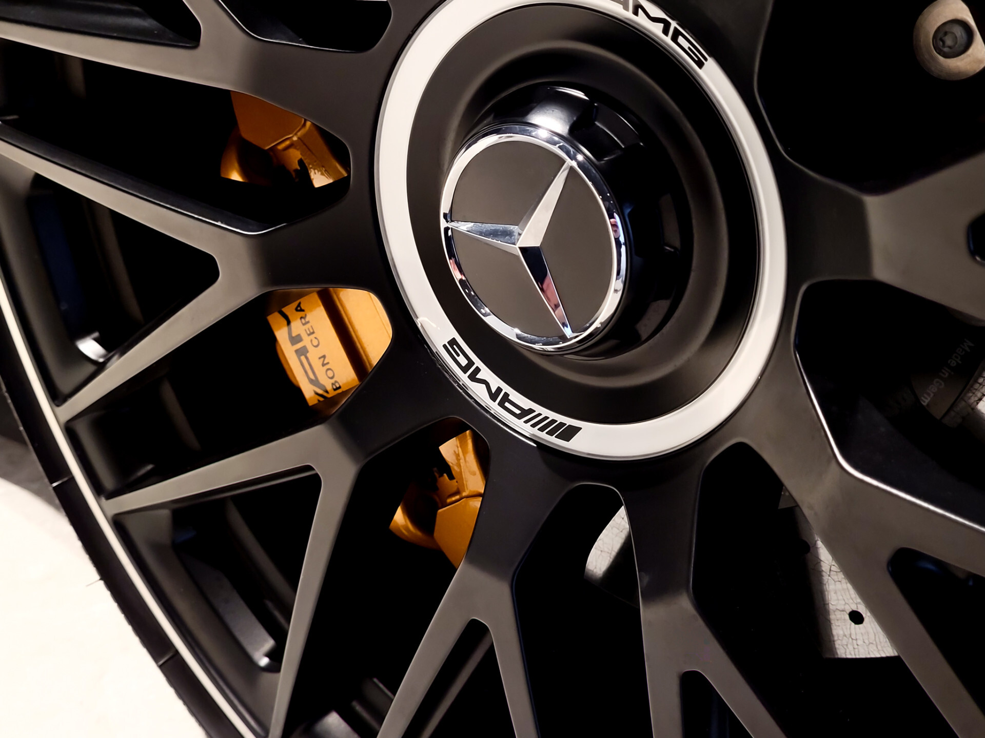 Mercedes-Benz SL-Klasse Roadster 63 4MATIC+ Ceramic|Lift|Achterassturing|Carbon|Dynamic Plus|Burmester|21"|HUD|Manufaktur|Massage Foto 34