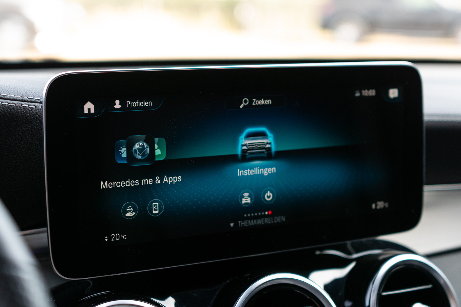 Mercedes-Benz GLC 300 4-M AMG Panorama | Keyless | Assistentiepakket | MBUX | Wegkl-trekhaak Foto 26