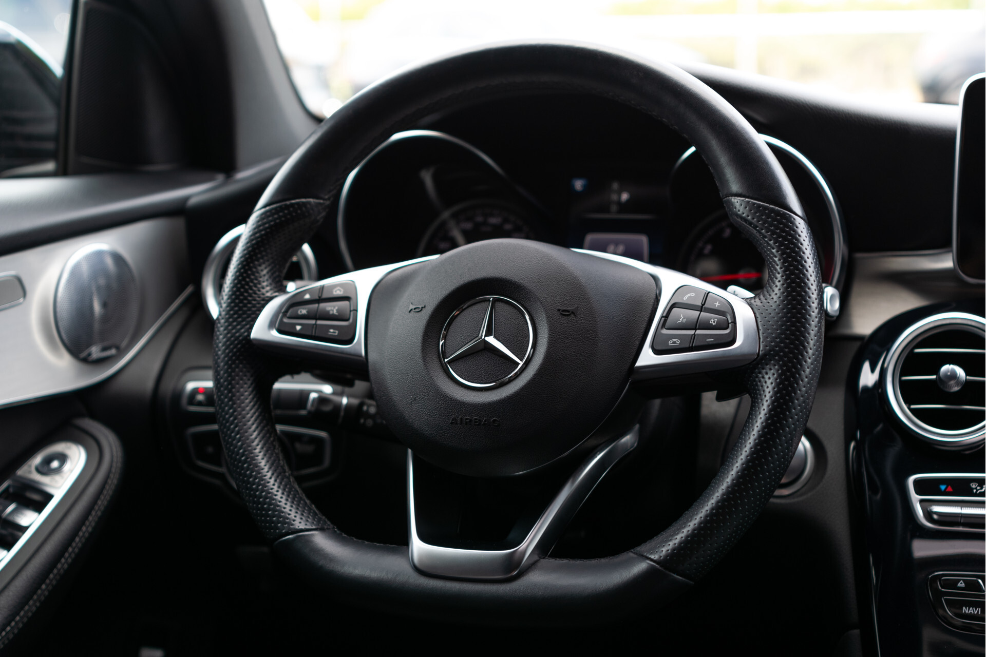 Mercedes-Benz GLC Coupé 250 4-M AMG | Schuifdak | 360 camera | Intelligent Light | Spoorpakket | Nightpakket Foto 23