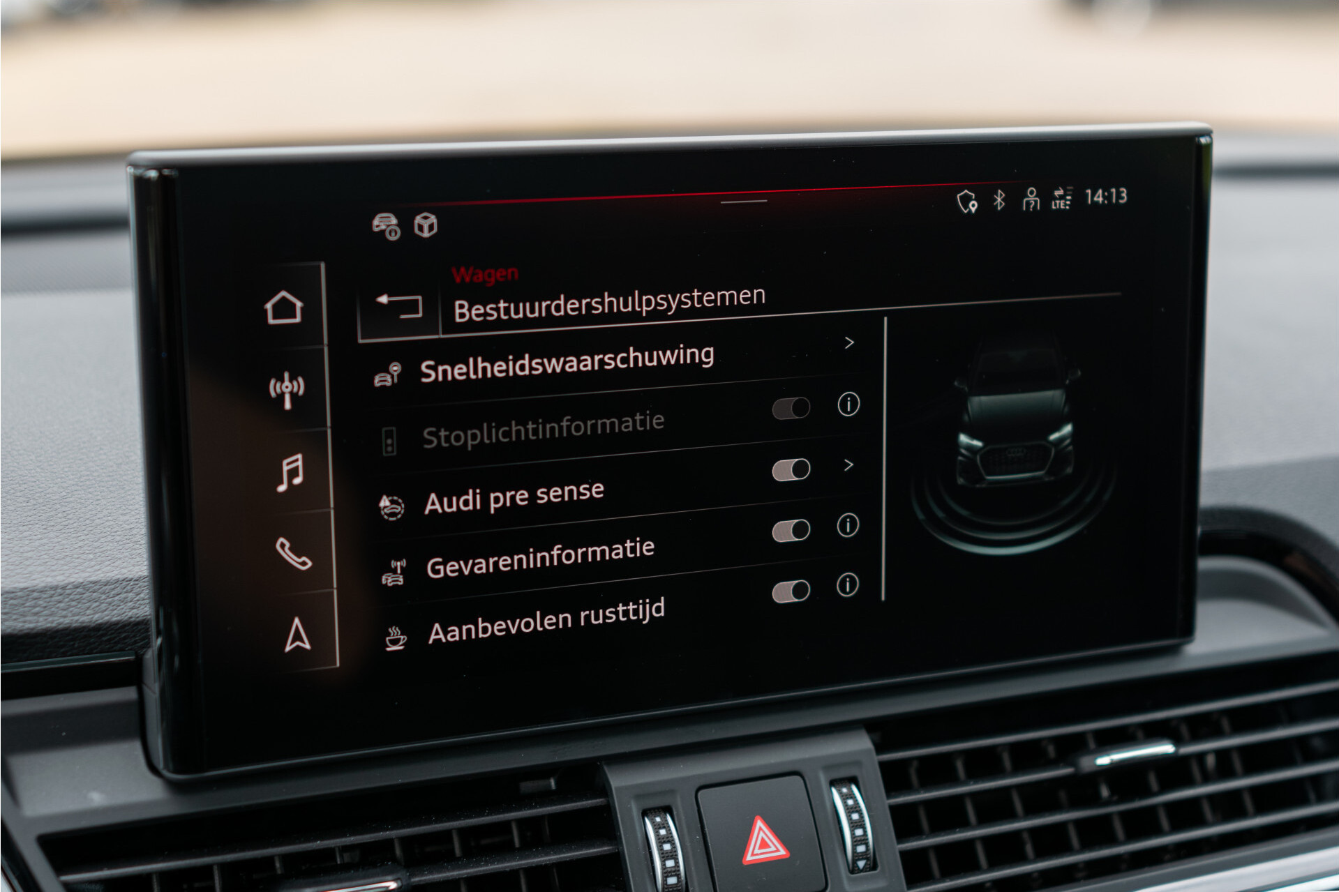 Audi Q5 Sportback 55 TFSI e S edition S edition Luchtvering|Panorama|Keyless|Nappa|Trekhaak|Zwart Optiek|Nieuwprijs €103268 Foto 25