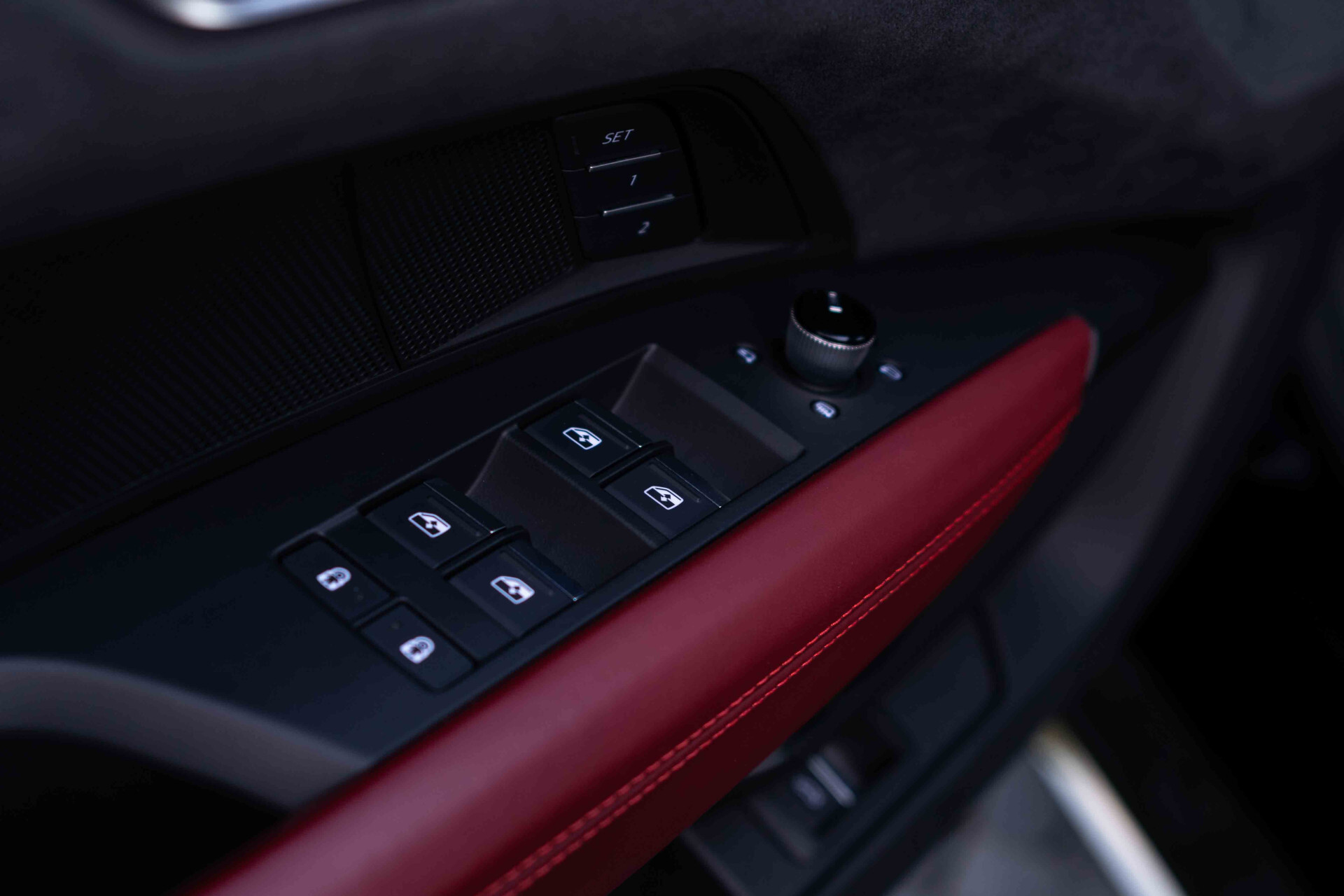 Audi e-tron GT RS 93 kWh 600 pk B&O|21"|Carbid Brakes|Laser|HUD|Alcantara|Assistentie Plus|Standkachel/koeling Foto 12