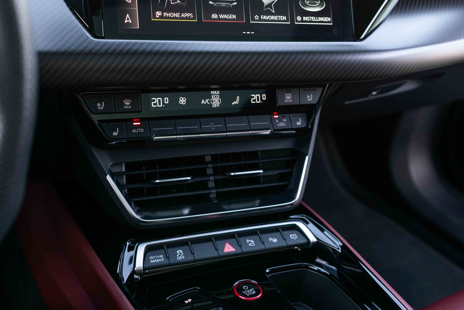 Audi e-tron GT RS 93 kWh 600 pk B&O|21"|Carbid Brakes|Laser|HUD|Alcantara|Assistentie Plus|Standkachel/koeling Foto 16