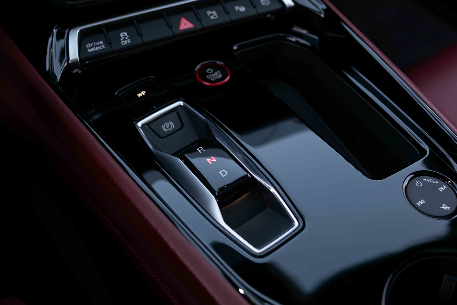 Audi e-tron GT RS 93 kWh 600 pk B&O|21"|Carbid Brakes|Laser|HUD|Alcantara|Assistentie Plus|Standkachel/koeling Foto 20