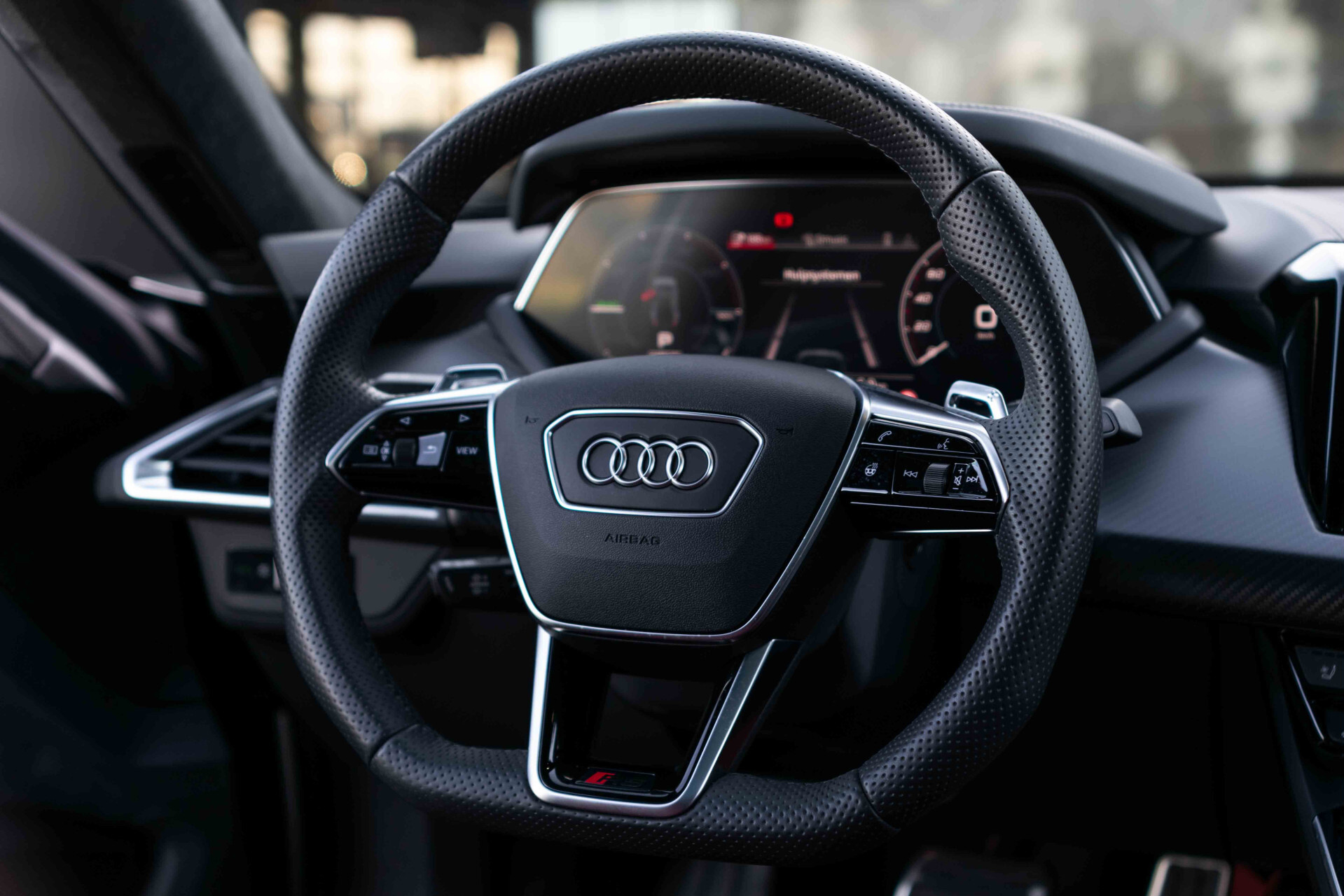 Audi e-tron GT RS 93 kWh 600 pk B&O|21"|Carbid Brakes|Laser|HUD|Alcantara|Assistentie Plus|Standkachel/koeling Foto 30