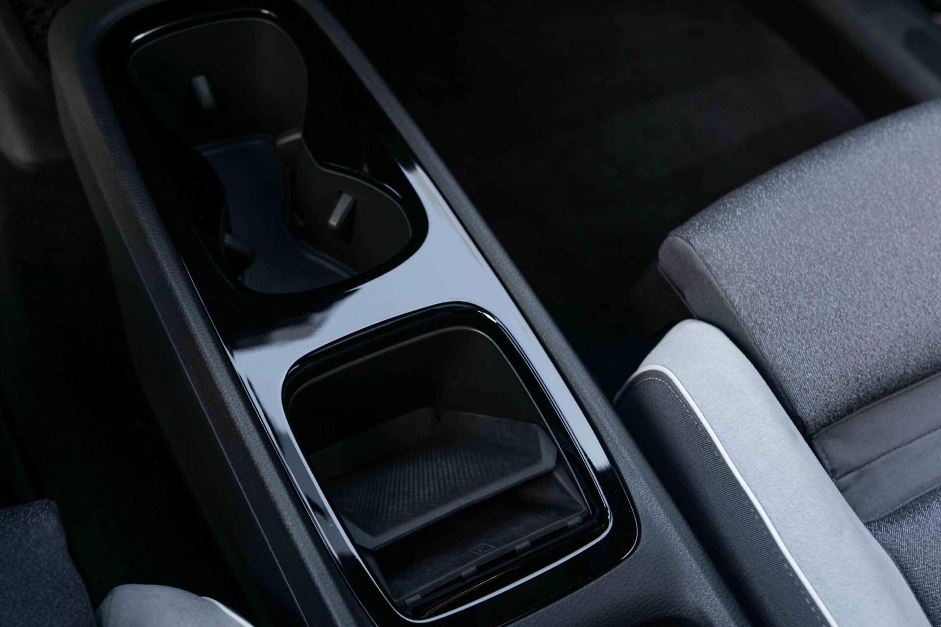 Volkswagen ID.3 First Max 58 kWh Panorama|Massage|HUD|20"|Keyless|Carplay|Adaptive Cruise|IQ Light Foto 25