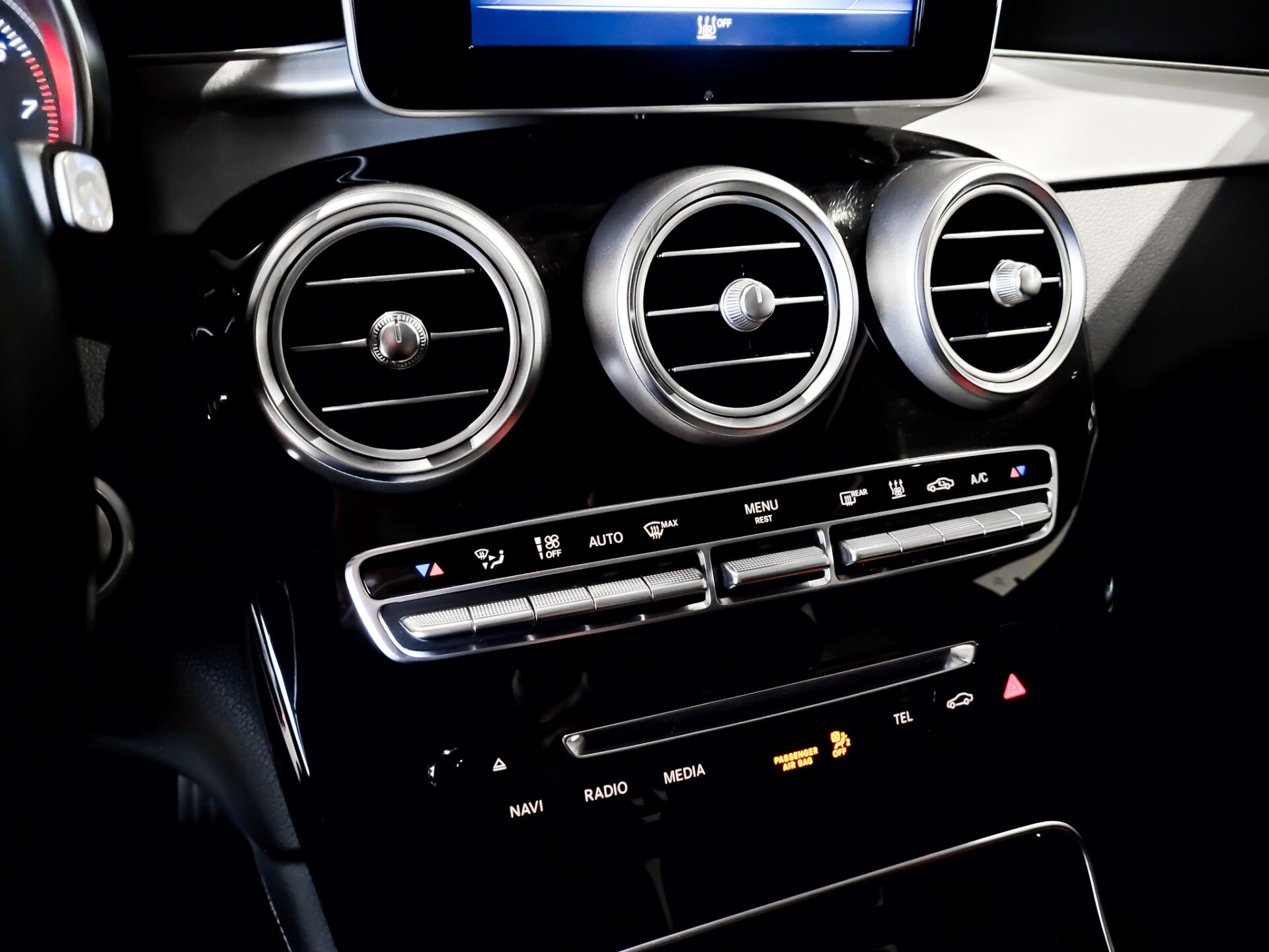 Mercedes-Benz GLC 250 4-M Exclusive Distronic Plus|Keyless-Go|Standkachel|Intelligent Light|Camera|Trekhaak|Aut9 Foto 18