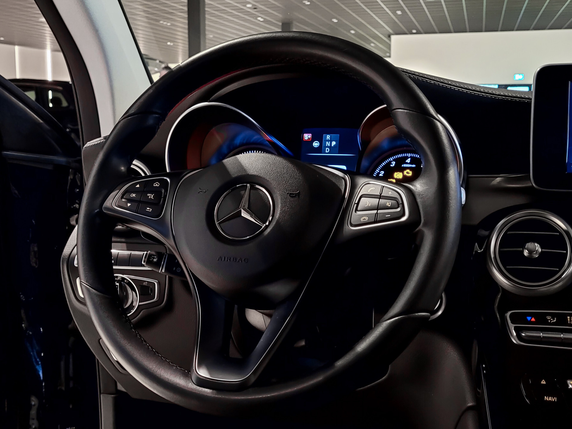 Mercedes-Benz GLC 250 4-M Exclusive Distronic Plus|Keyless-Go|Standkachel|Intelligent Light|Camera|Trekhaak|Aut9 Foto 23