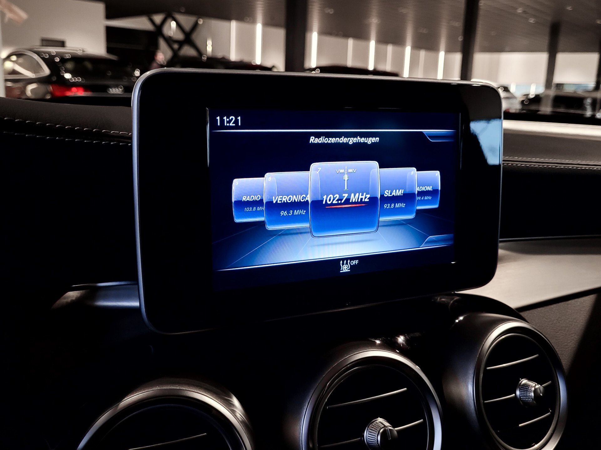 Mercedes-Benz GLC 250 4-M Exclusive Distronic Plus|Keyless-Go|Standkachel|Intelligent Light|Camera|Trekhaak|Aut9 Foto 9