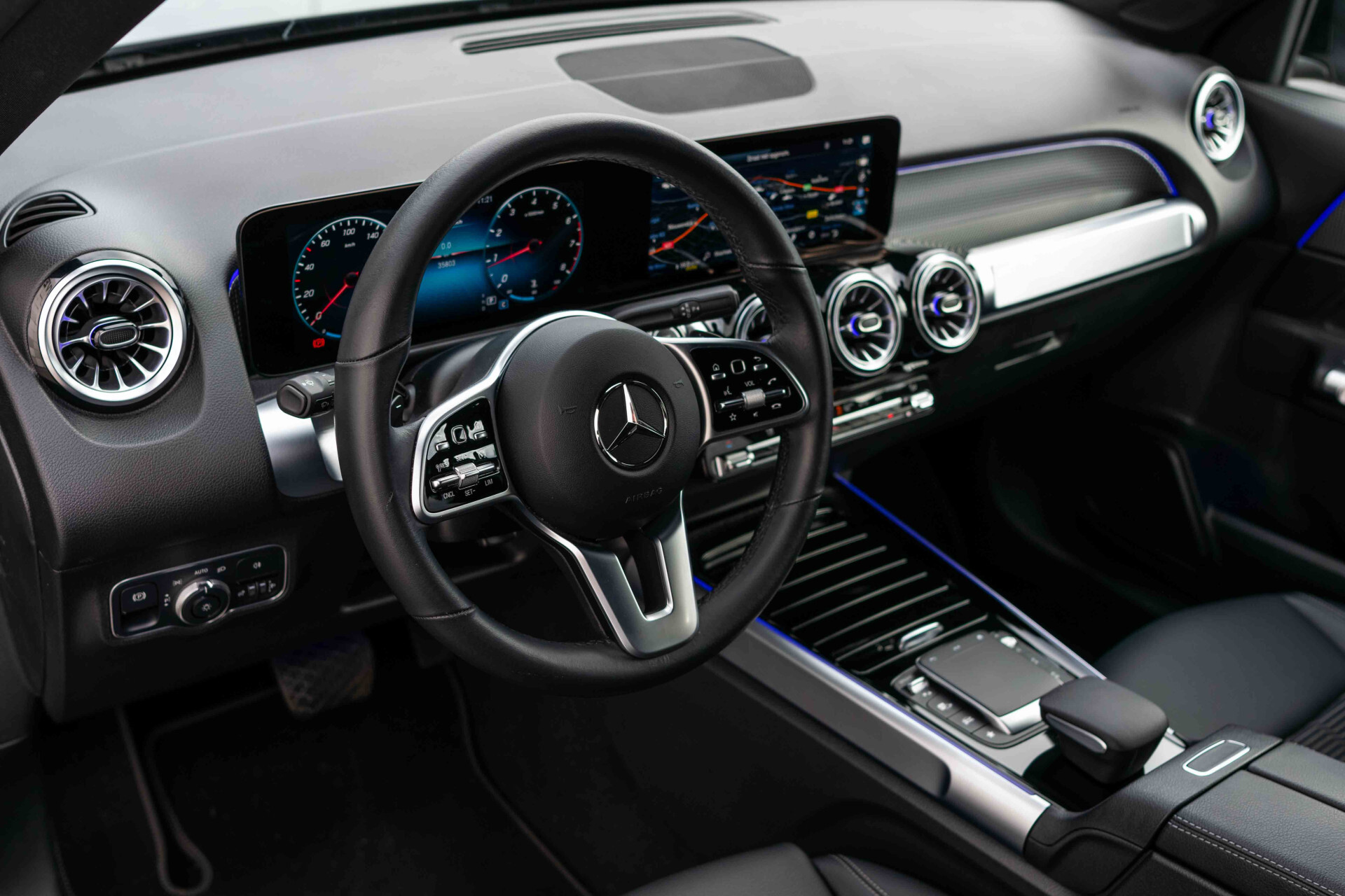 Mercedes-Benz GLB 180 Progressive Keyless-Go|MBUX|Sfeerverlichting|Camera|Verw-Stoelen|DAB|Privacyglas|Aut7 Foto 16