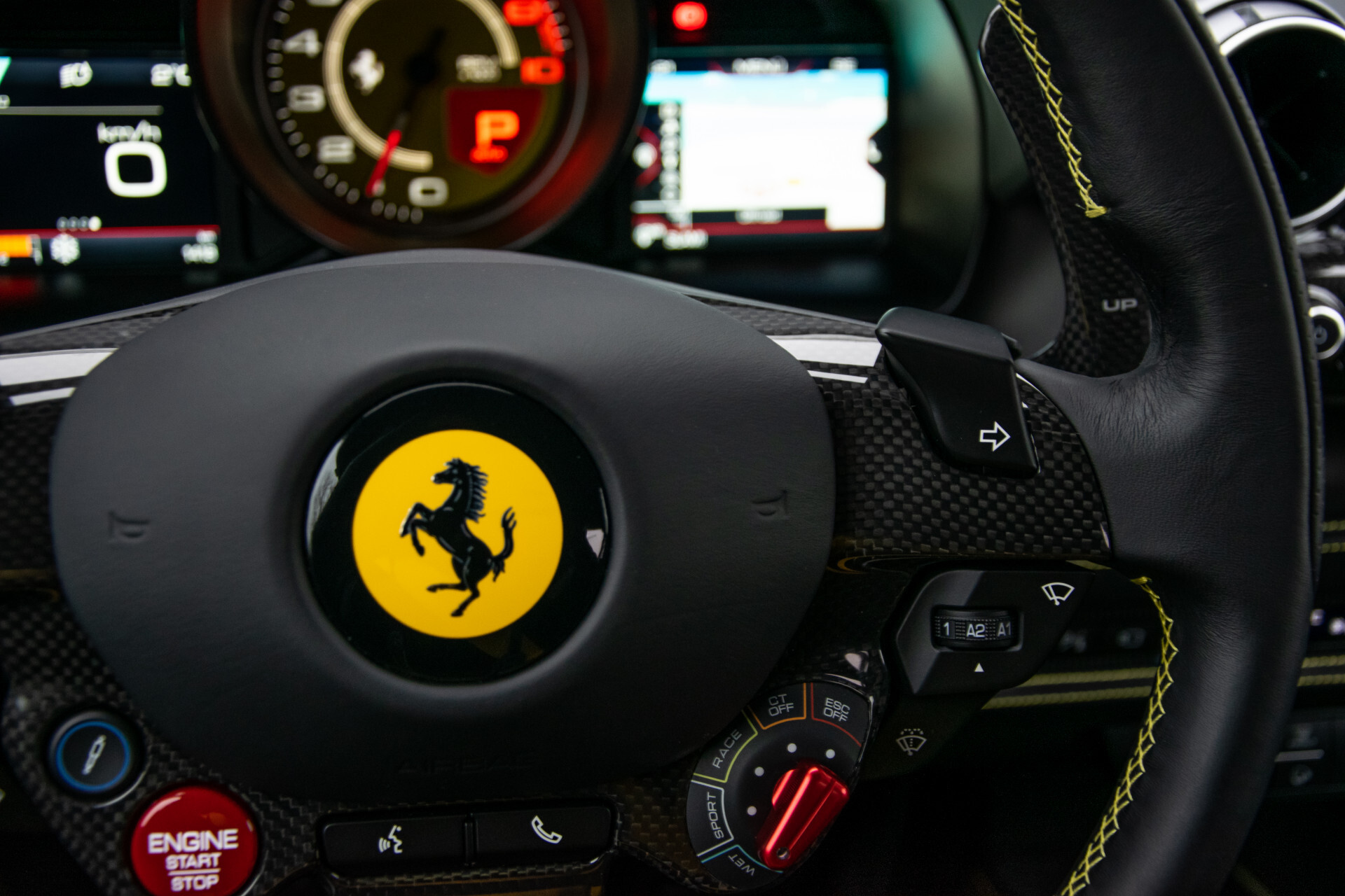 Ferrari F8 Tributo 3.9 V8 HELE Full Carbon|Lift|Racing Seats|Passenger Display|JBL|Camera Foto 11
