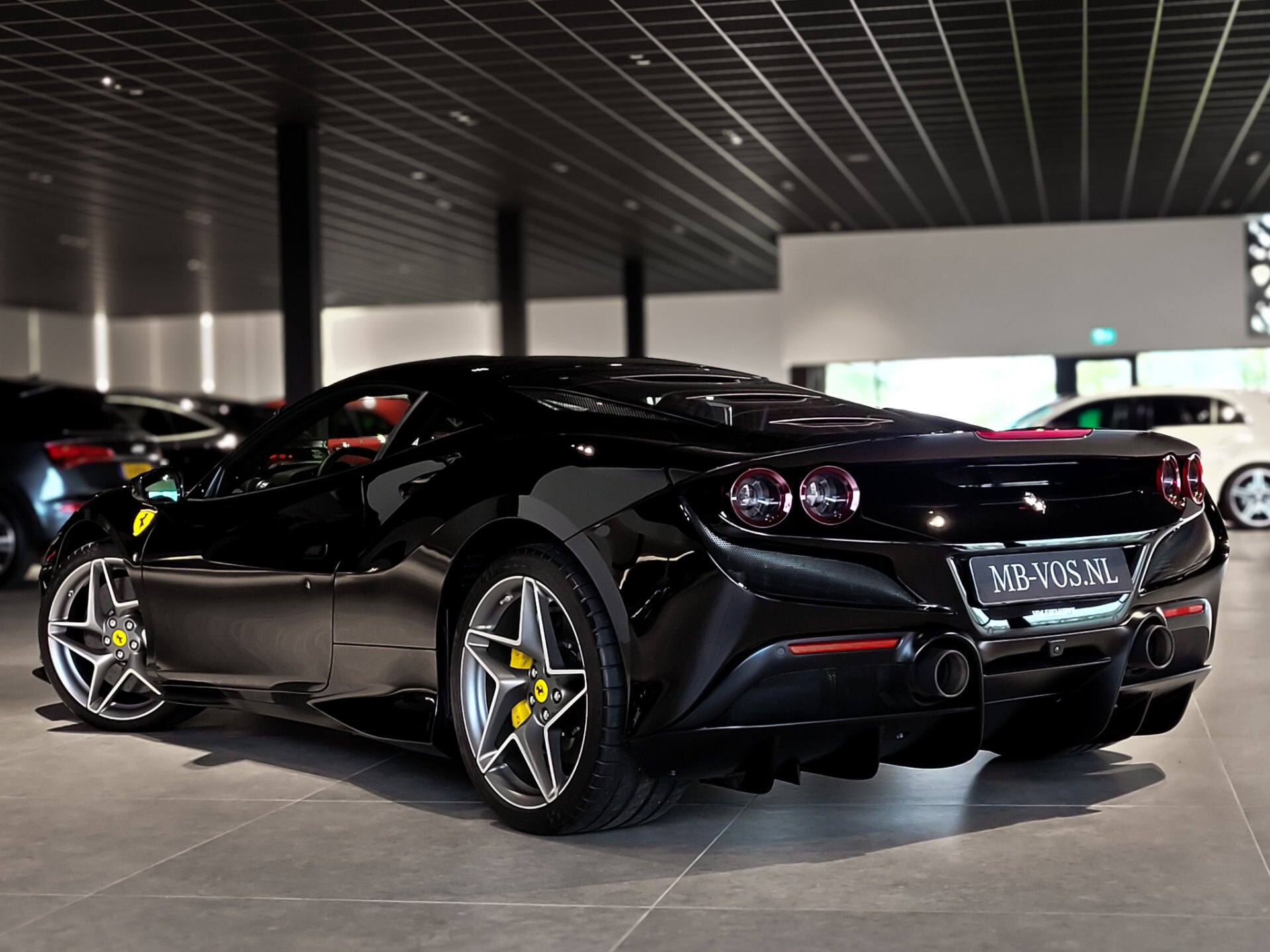 Ferrari F8 Tributo 3.9 V8 HELE Full Carbon|Lift|Racing Seats|Passenger Display|JBL|Camera Foto 2