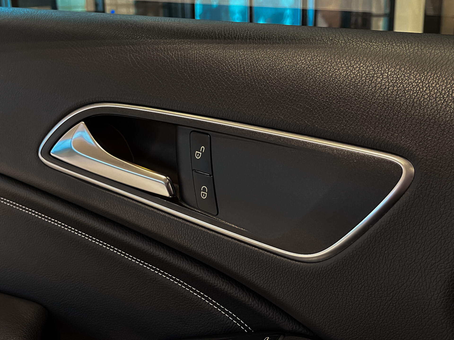 Mercedes-Benz GLA 180 Facelift Progressive | Spoorpakket | Keyless | Verw-stoelen | Media display | 18" | Aut7 Foto 12