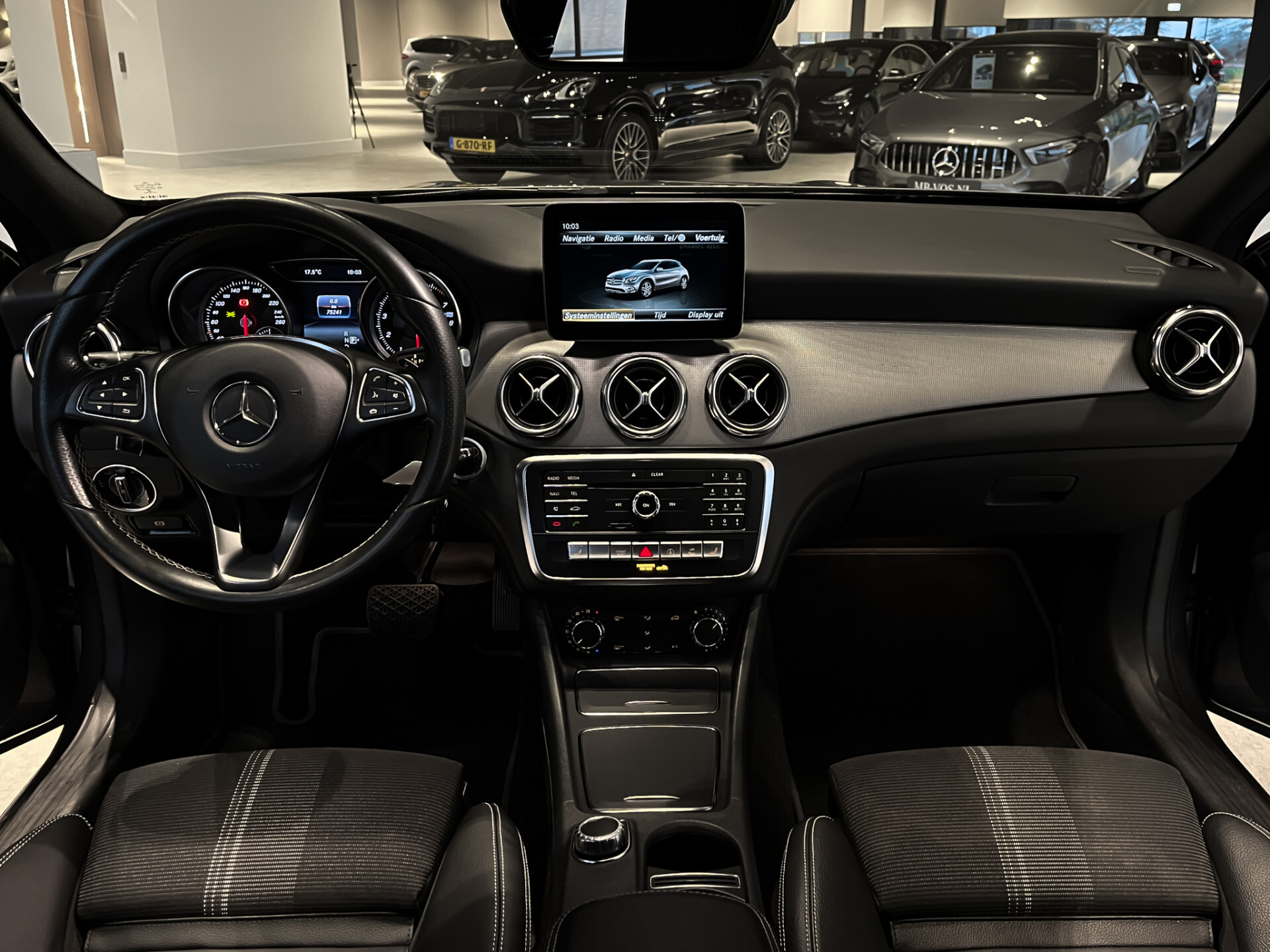 Mercedes-Benz GLA 180 Facelift Progressive | Spoorpakket | Keyless | Verw-stoelen | Media display | 18" | Aut7 Foto 5