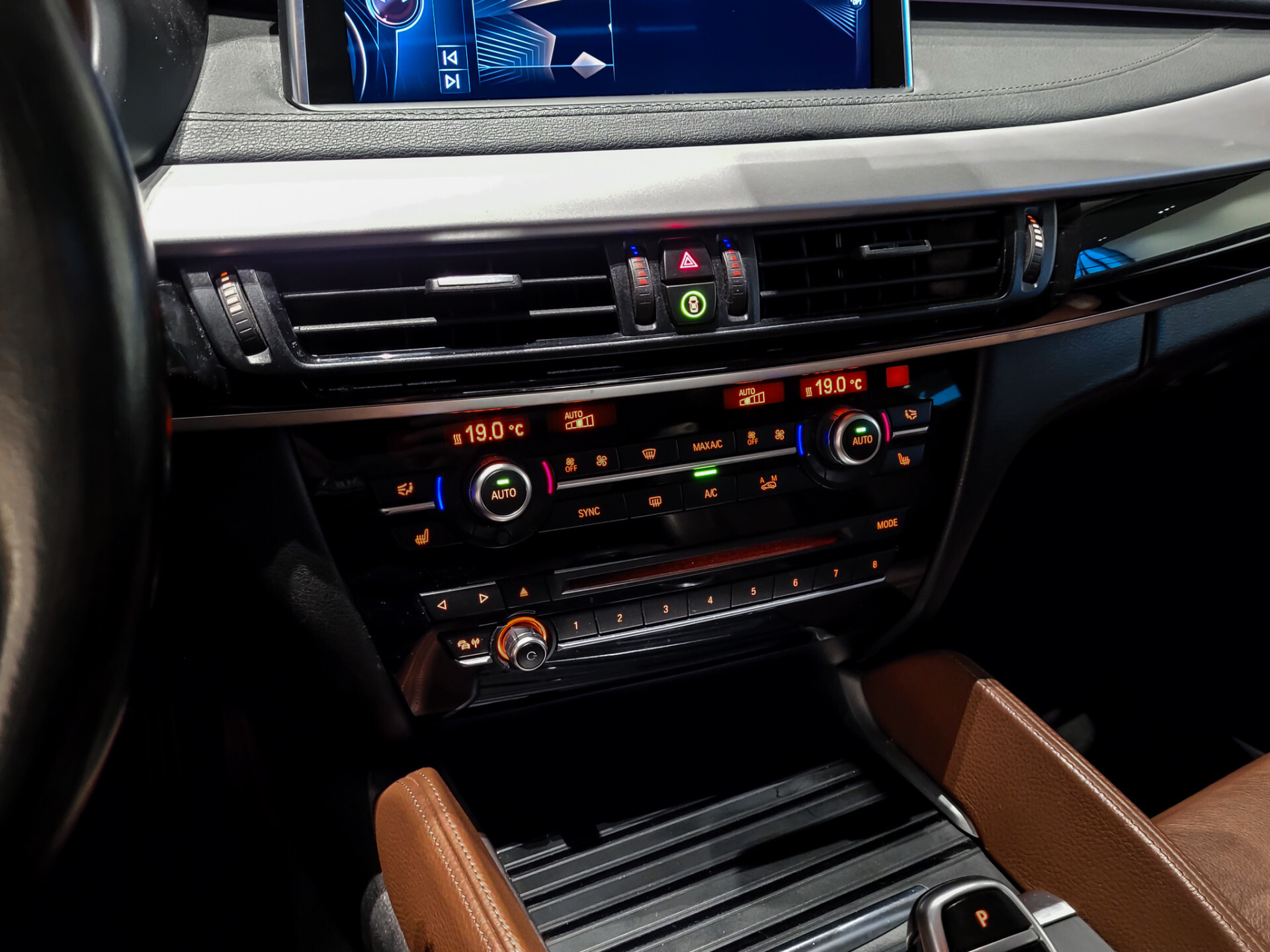 BMW X6 xDrive30d Adaptive Cruise|Schuifdak|Comfortstoelen|Trekhaak|Camera Foto 14