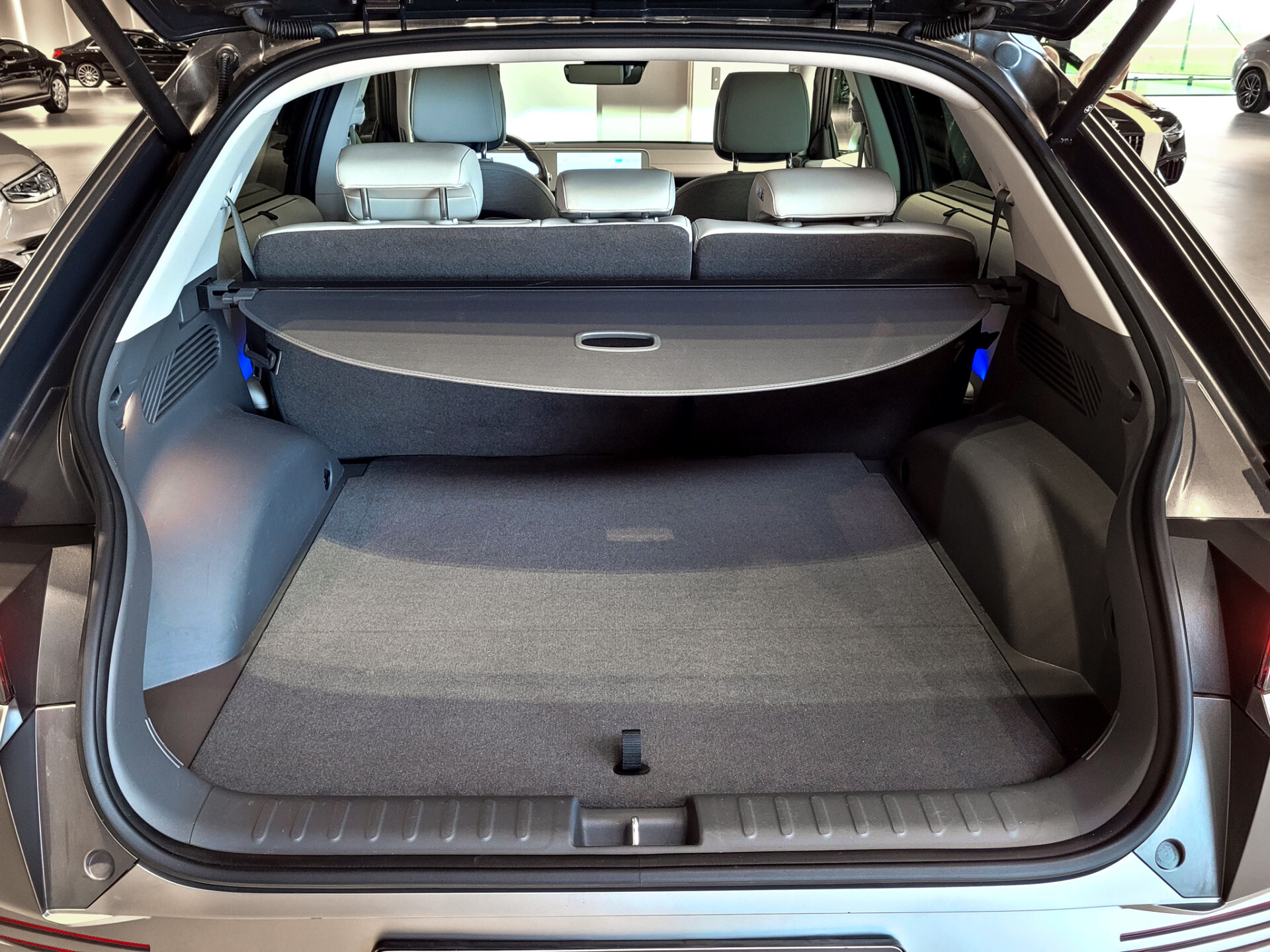 Hyundai IONIQ 5 77 kWh Lounge AWD Garantie 26-10-2029 | Nieuwprijs €63995 Foto 34