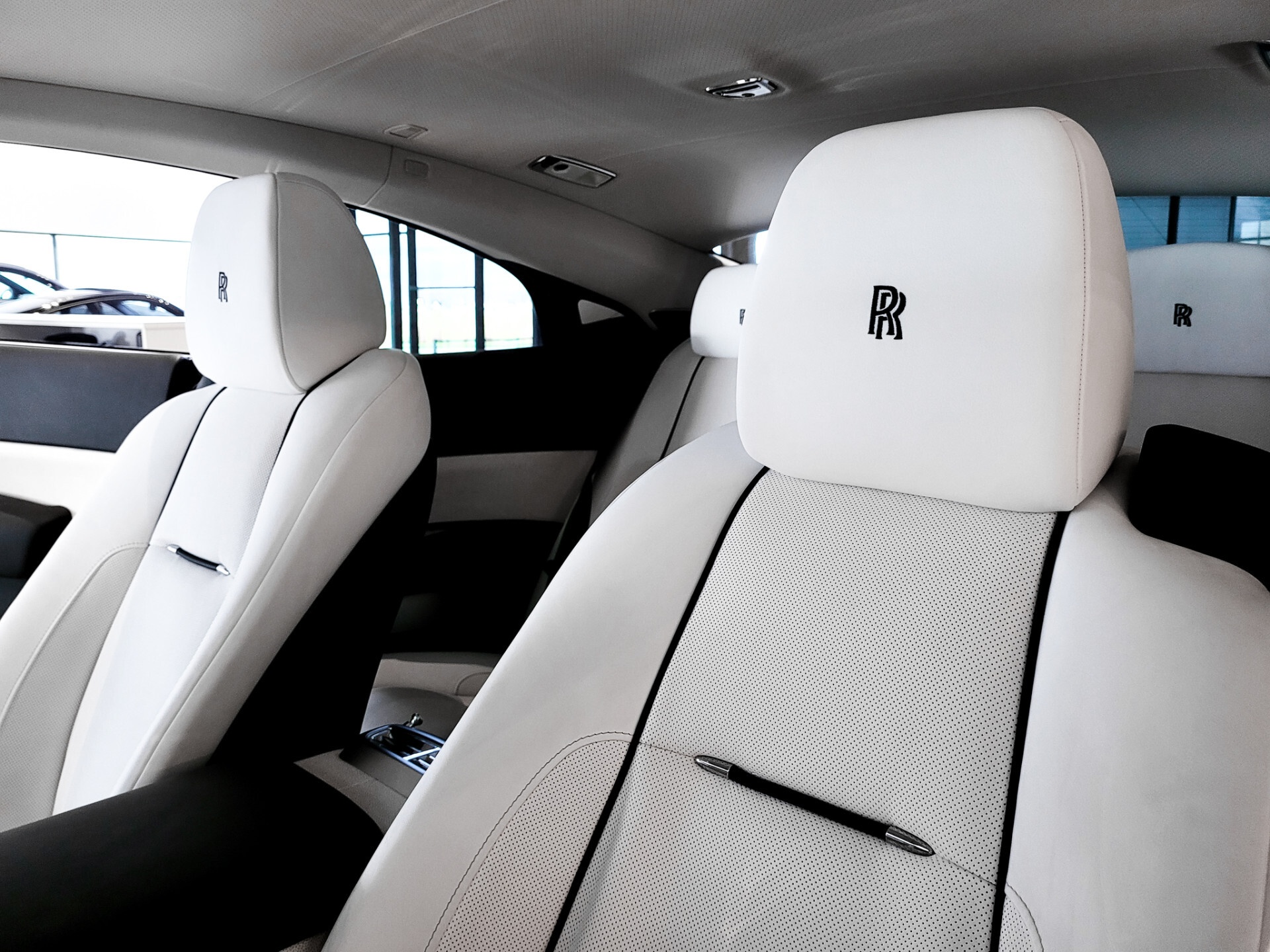 Rolls-Royce Wraith 6.6 V12 Starlight|Bespoke|HUD|Driving Assistant|Full History Foto 21