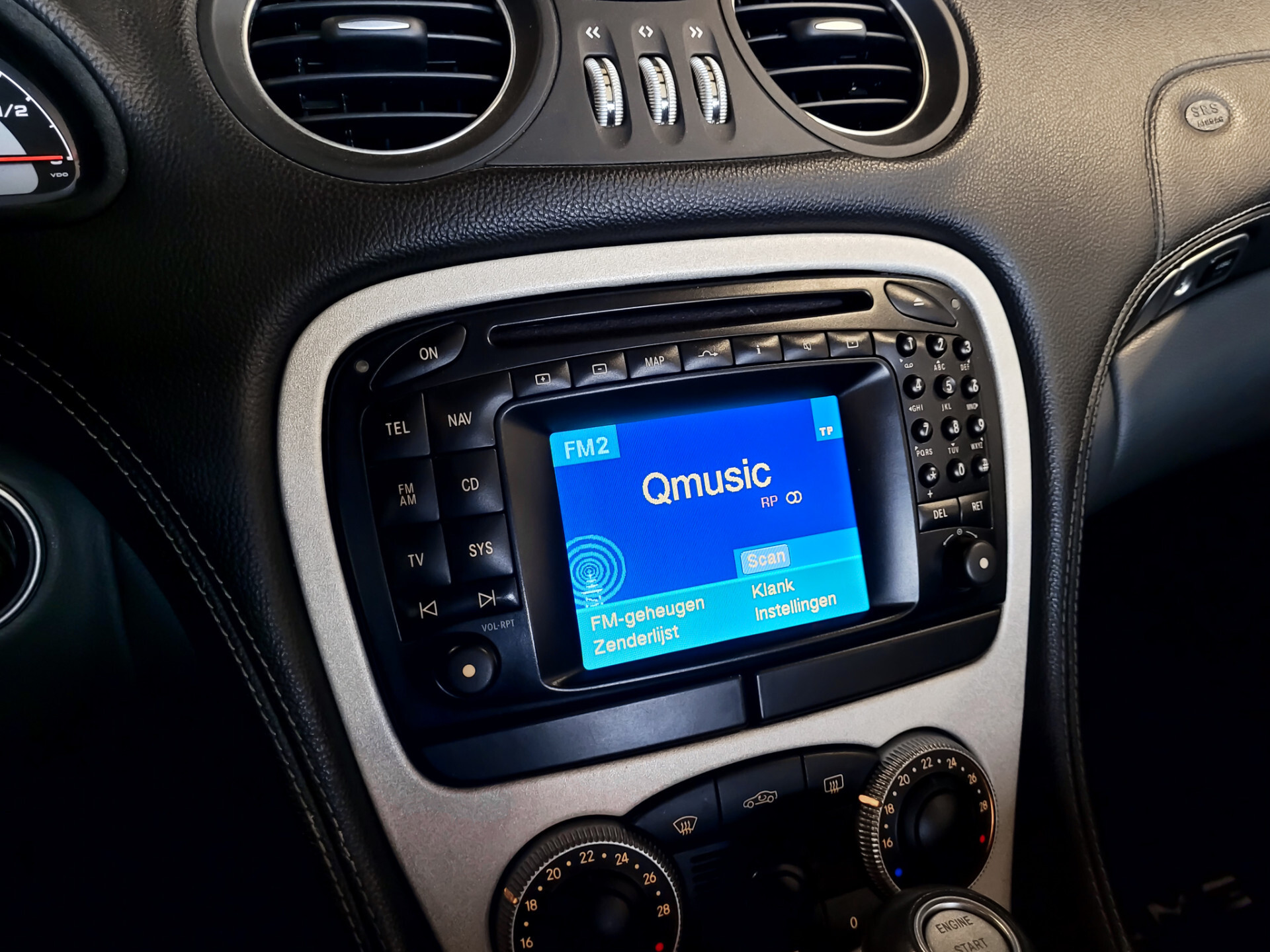 Mercedes-Benz SL-Klasse 55 AMG Panorama|Designo|Distronic|Keyless|ABC|Bose|Massage Foto 16