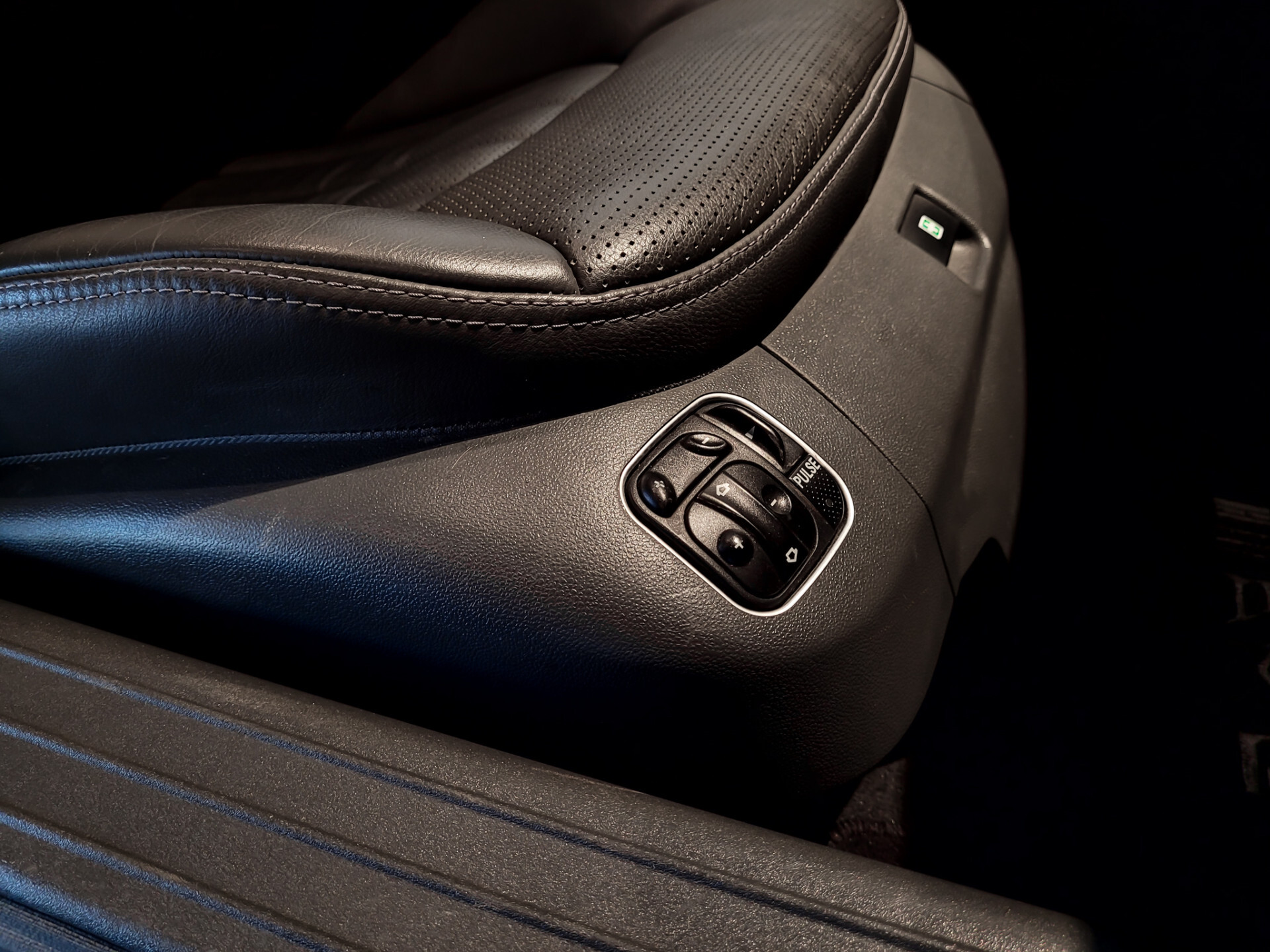 Mercedes-Benz SL-Klasse 55 AMG Panorama|Designo|Distronic|Keyless|ABC|Bose|Massage Foto 23