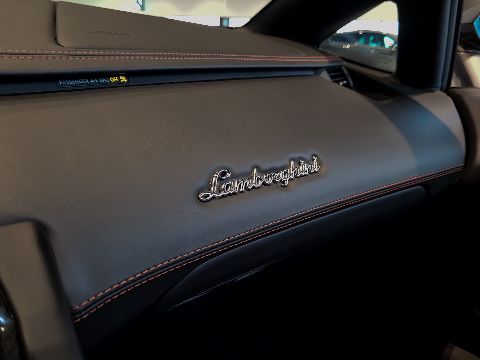 Lamborghini Aventador 6.5 V12 LP700-4 Roadster Foto 17