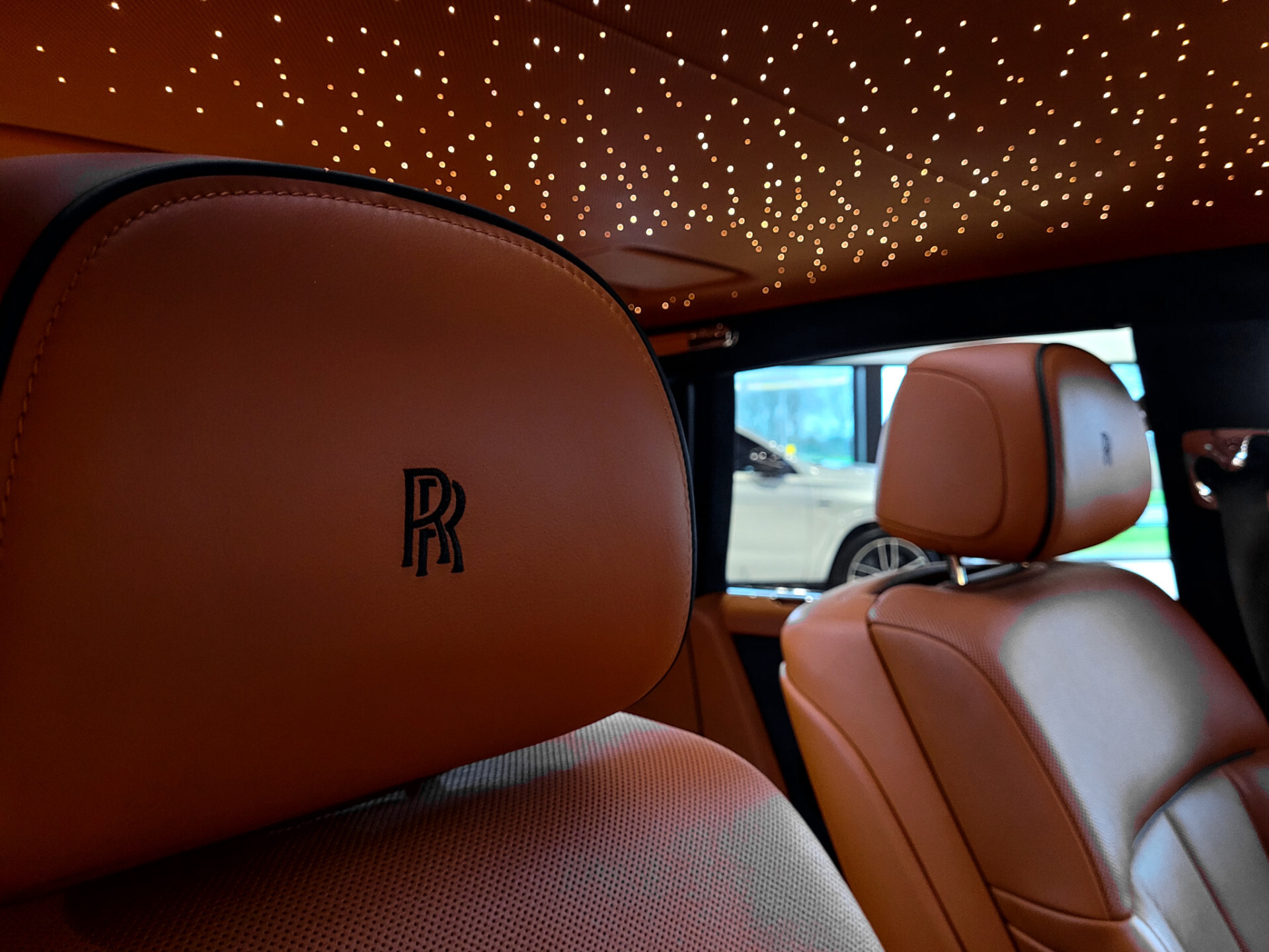 Rolls-Royce Phantom VIII 6.7 V12 Starlight|Coachline|Entertainment|Picknick|Bespoke Foto 35