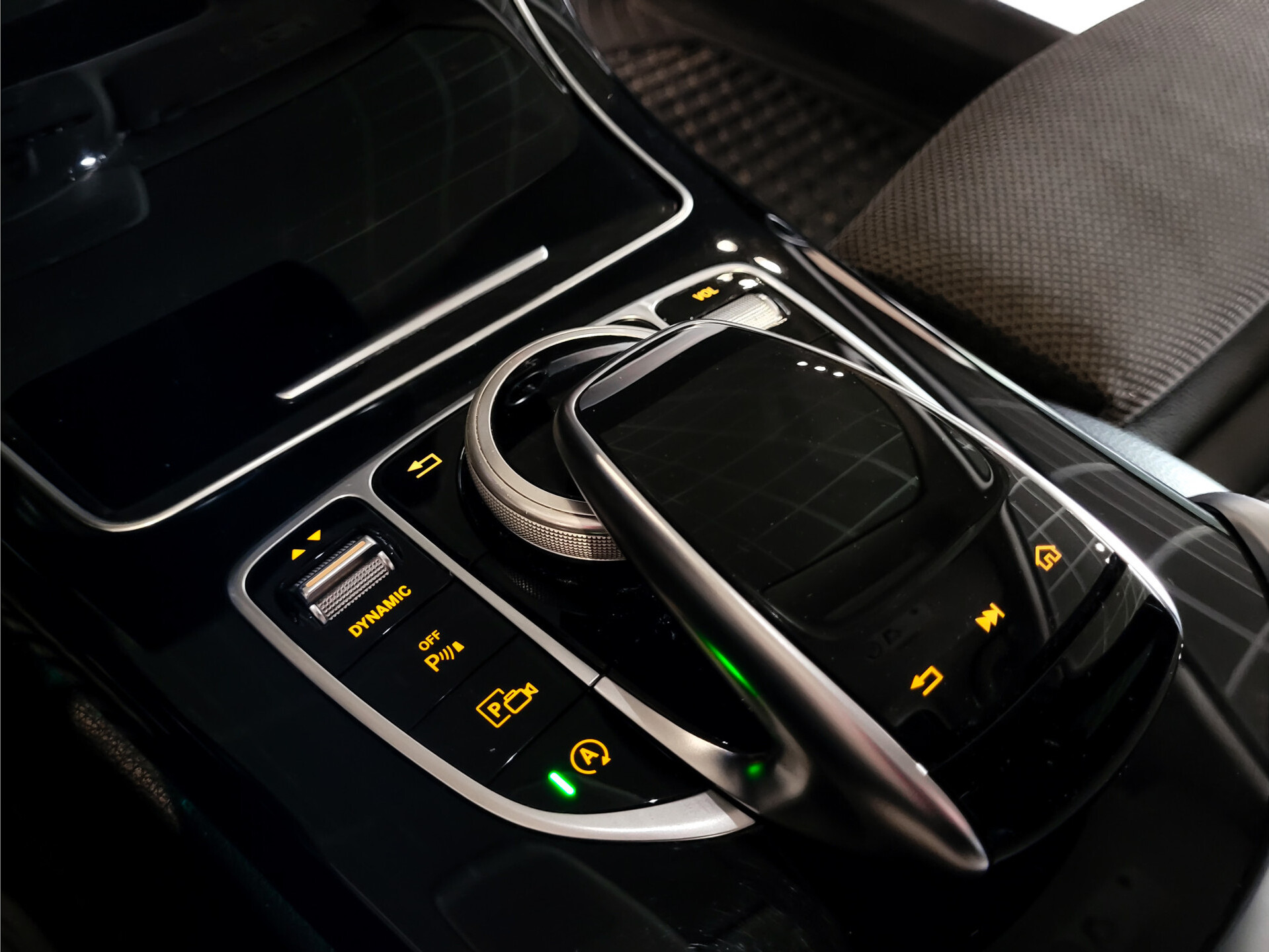 Mercedes-Benz C-Klasse 220 d Avantgarde Facelift|Schuifdak|Multibeam|Trekhaak|Smartphone|Aut9 Foto 26