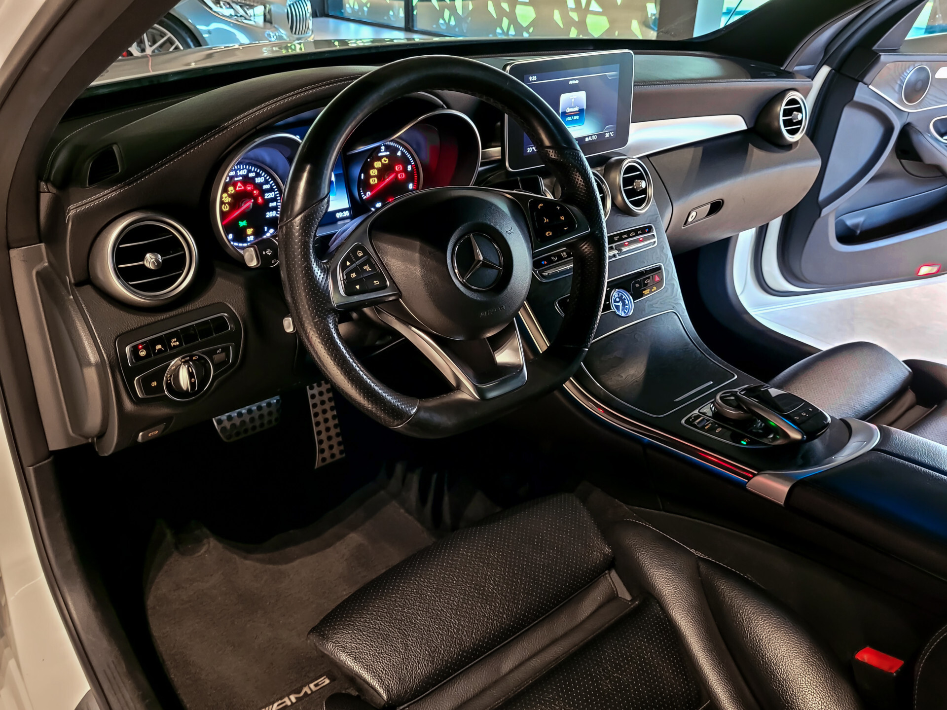 Mercedes-Benz C-Klasse Estate 250 Cdi AMG Panorama|Luchtvering|Distronic|Comand|Trekhaak|LED|19" Foto 15