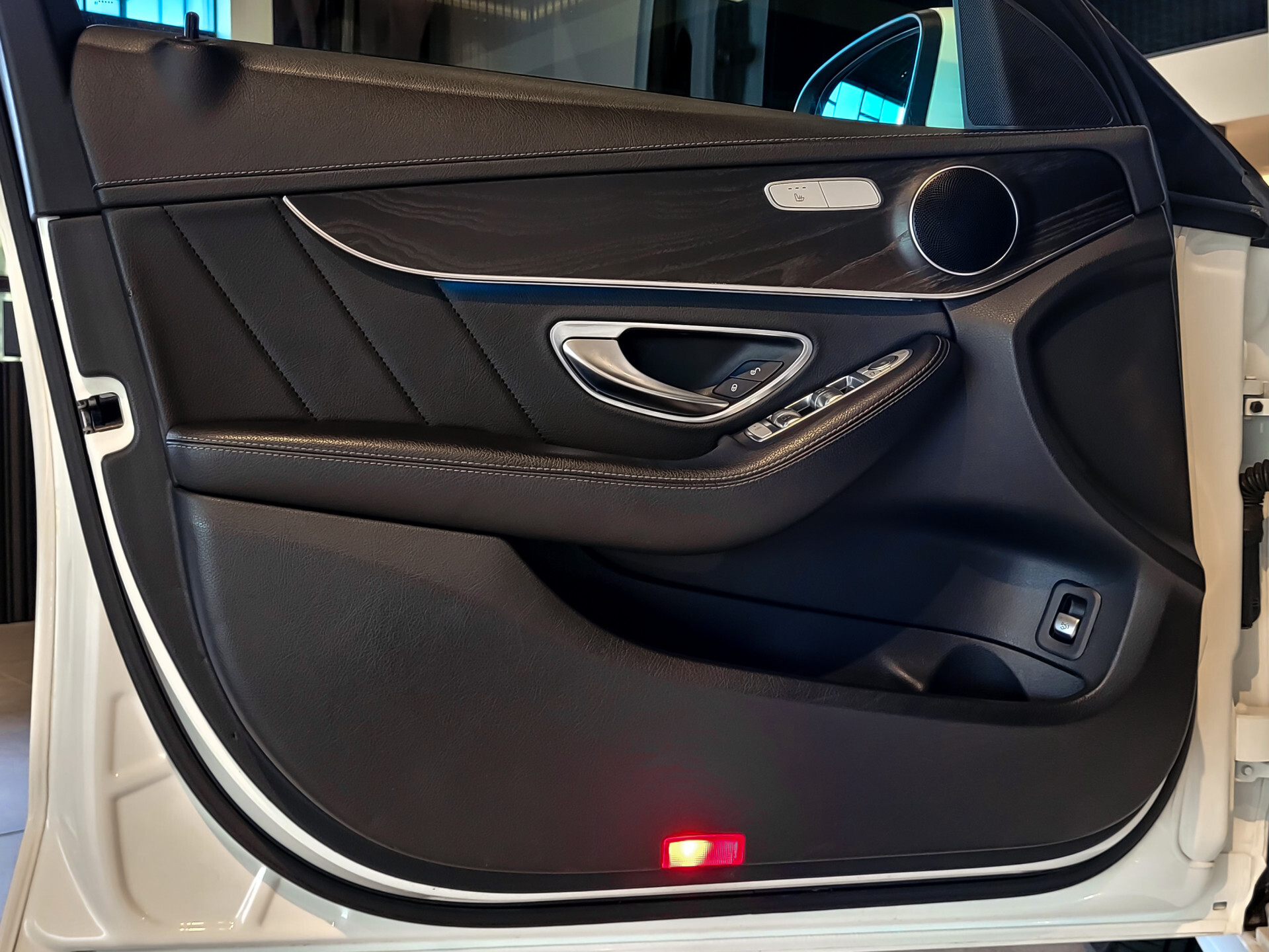 Mercedes-Benz C-Klasse Estate 250 Cdi AMG Panorama|Luchtvering|Distronic|Comand|Trekhaak|LED|19" Foto 7