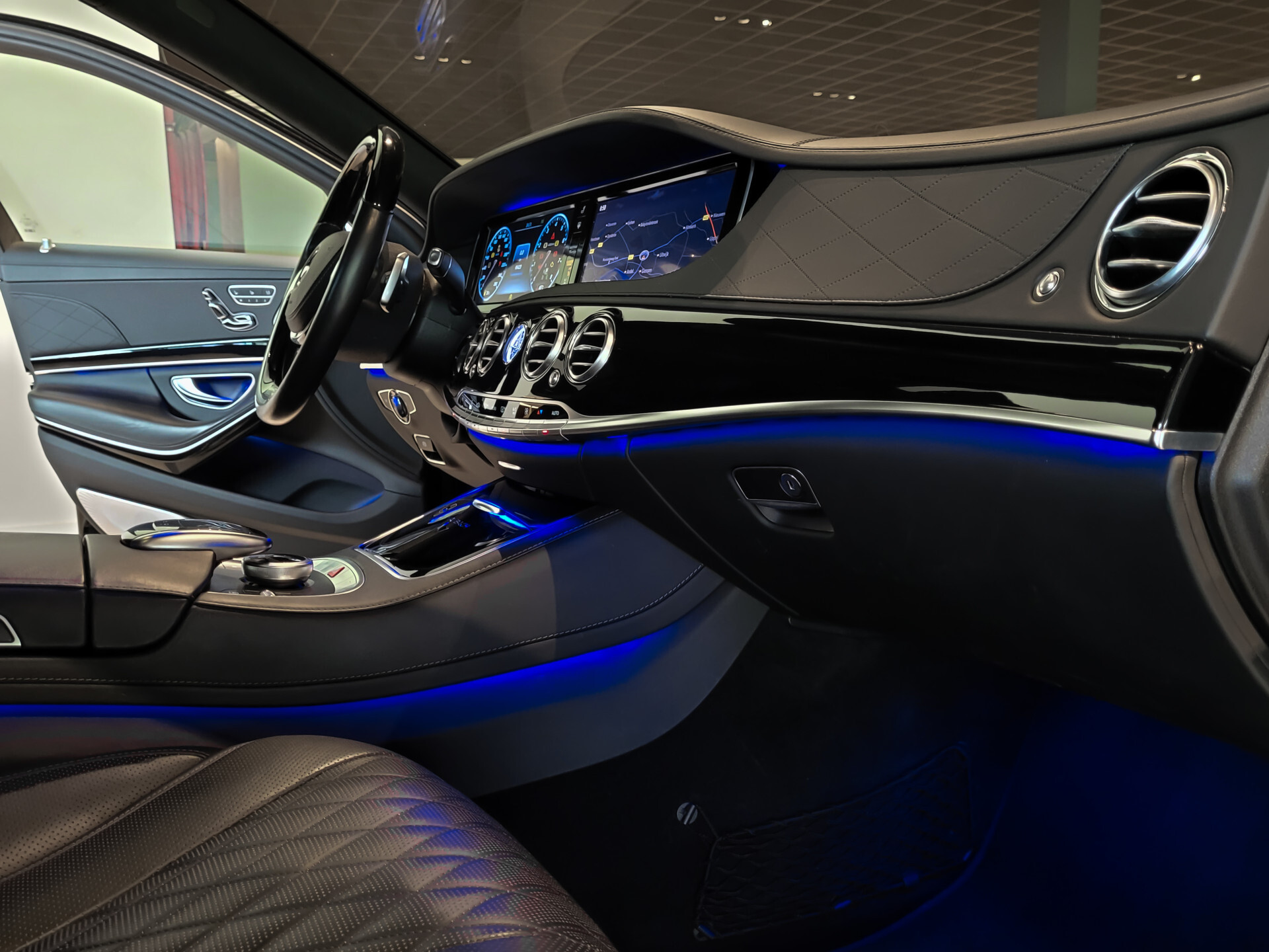 Mercedes-Benz S-Klasse 500 Maybach First Class|Burmester 3D|Magic Body Control|Champagne flutes Foto 28