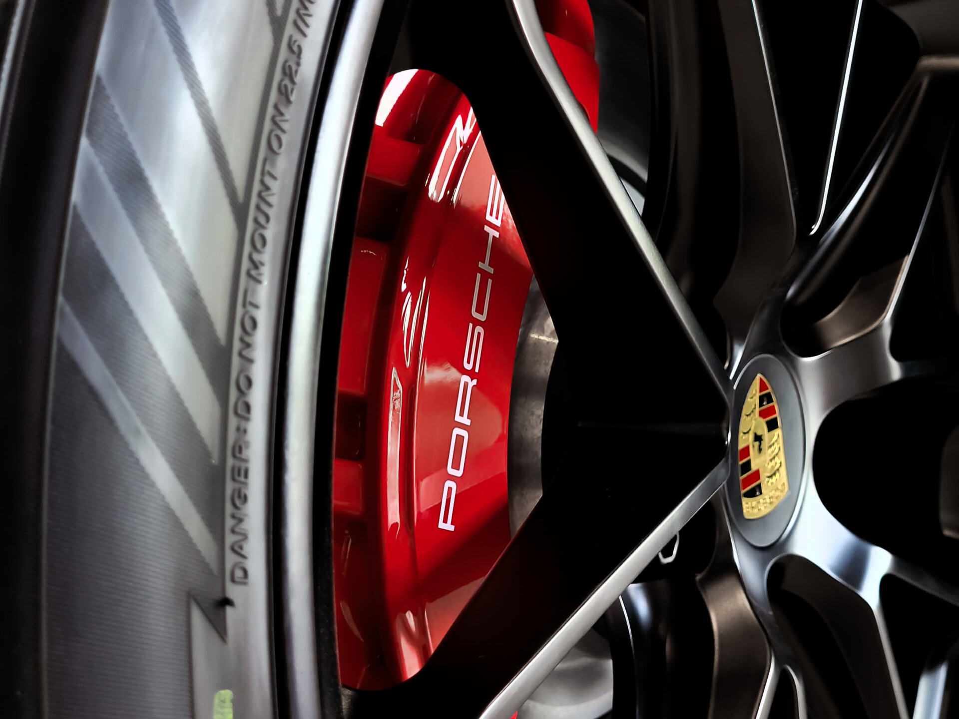 Porsche Cayenne Coupé 3.0 S E-Hybrid Sport Design|22"|Carbon|Achterasbesturing|Volleder|Panorama|HUD|ACC|Keyless|Sportuitlaat|Stoelkoeling Foto 19