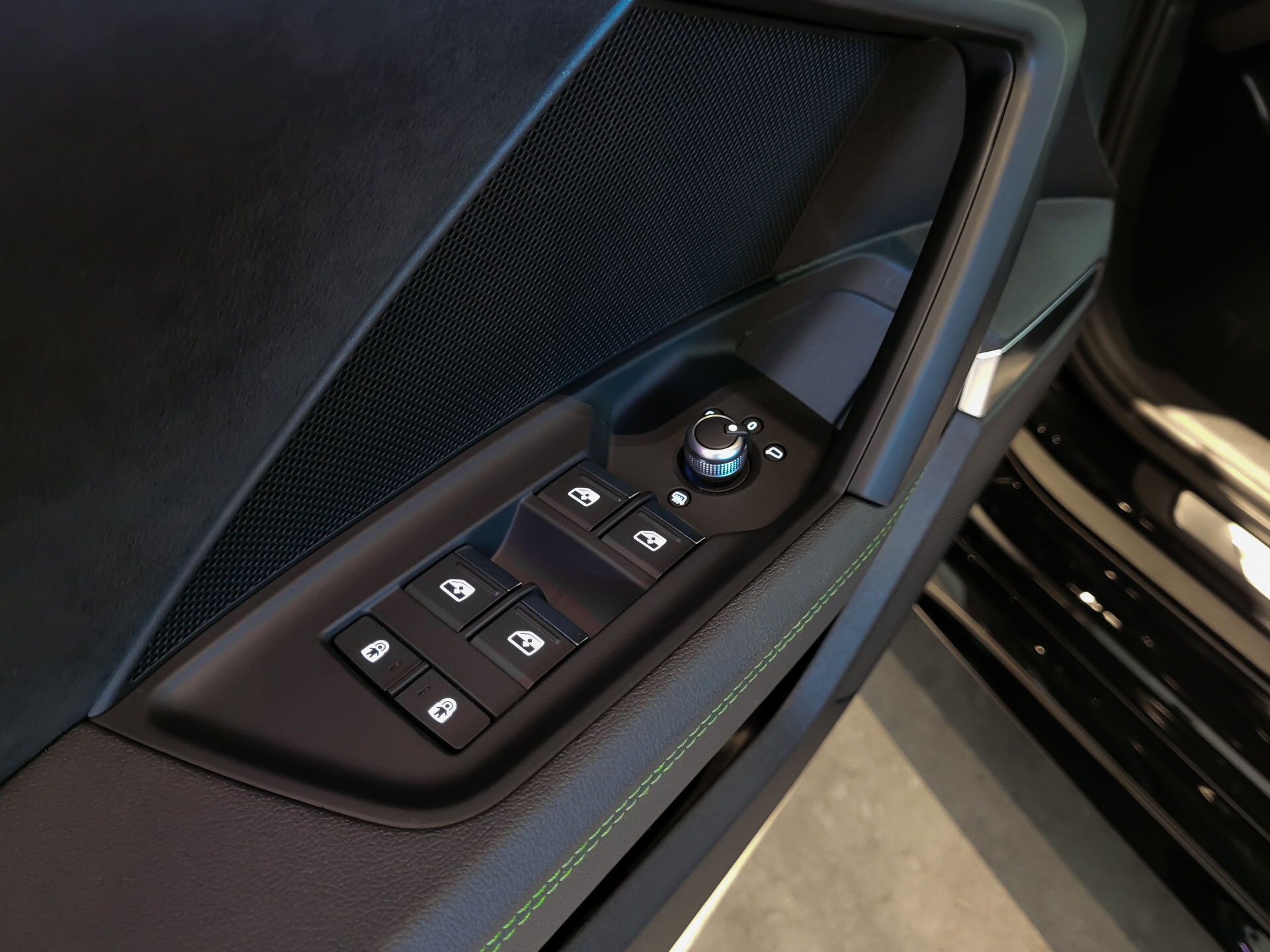 Audi RS3 Limousine 2.5 TFSI Quattro 400pk Hulk Edition B&O|Panorama|Adaptive Cruise|Keyless|Sportstoelen|Fijnnappa|Carbon|Full LED Foto 12