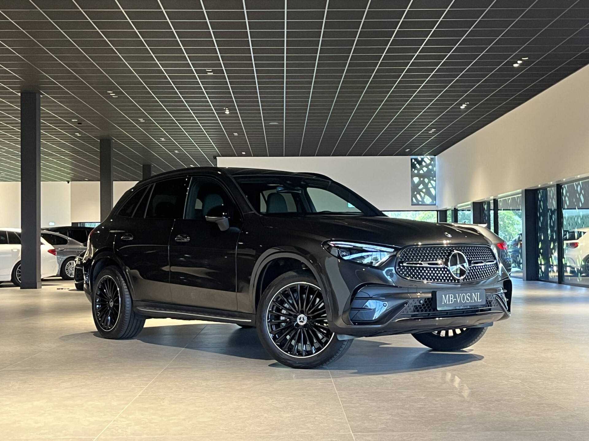 Mercedes-Benz GLC 400e 4-M AMG Burmester|Keyless|Massage|Distronic|Trekhaak|Panorama|21"|Night|HUD|Stoelkoeling Foto 1