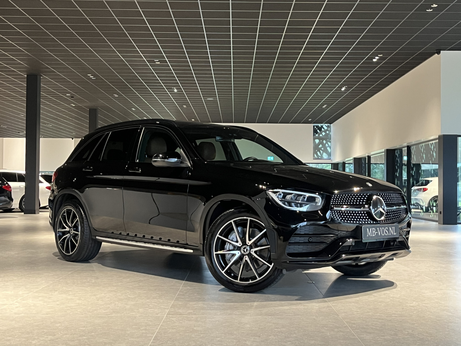 Mercedes-Benz GLC 220d 4-M AMG Night Facelift|Burmester|Panorama|Aut-Trekhaak|20"|Treeplanken|Camera|Sfeerverlichting Foto 1