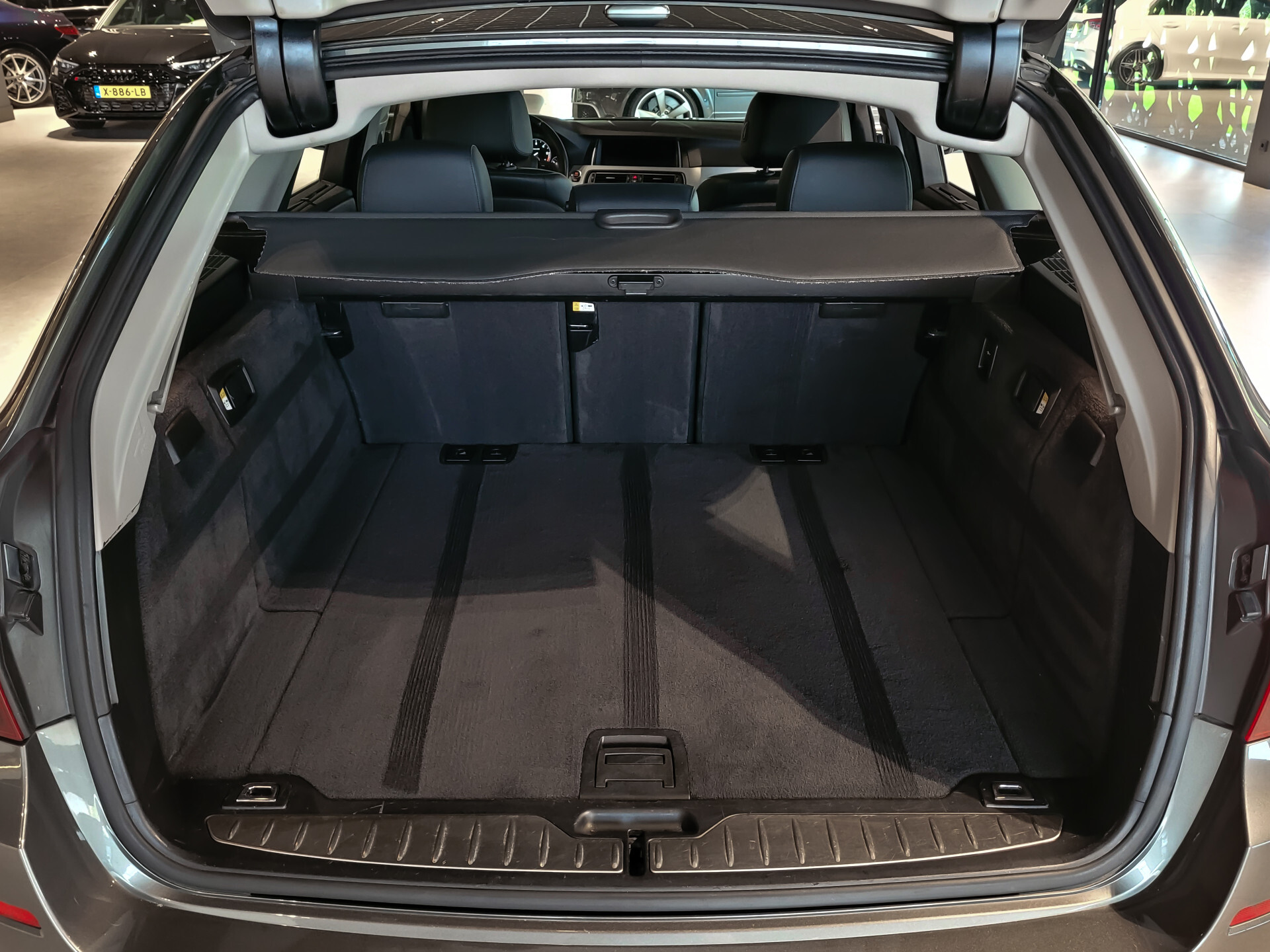 BMW 5 Serie Touring 520d High Executive Panoramadak|Sportstoelen|Aut-Trekhaak|Keyless|EDC|18"|Leder Foto 29