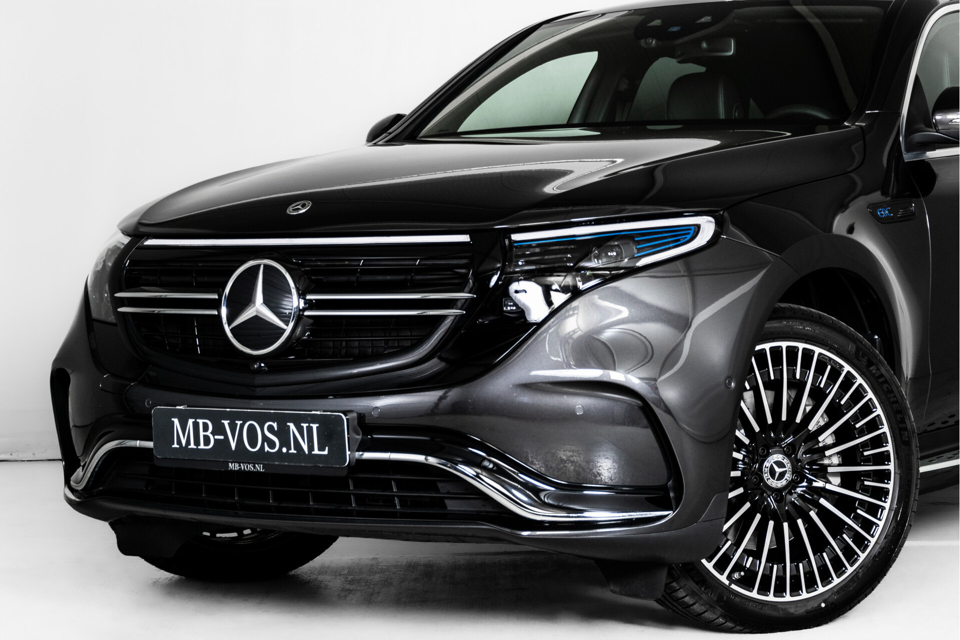 Mercedes-Benz EQC 400 4M AMG Rij-assistentie | Schuifdak | Burmester | 21"AMG | Treeplanken Foto 47