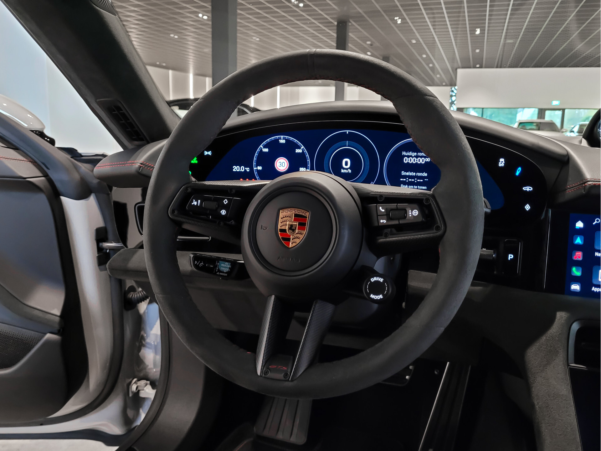 Porsche Taycan Sport Turismo GTS 517 pk 93 kWh Achterasbesturing|HUD|Entry&Drive|Innodrive/Passenger display|Panoramadak|Carbon Foto 34