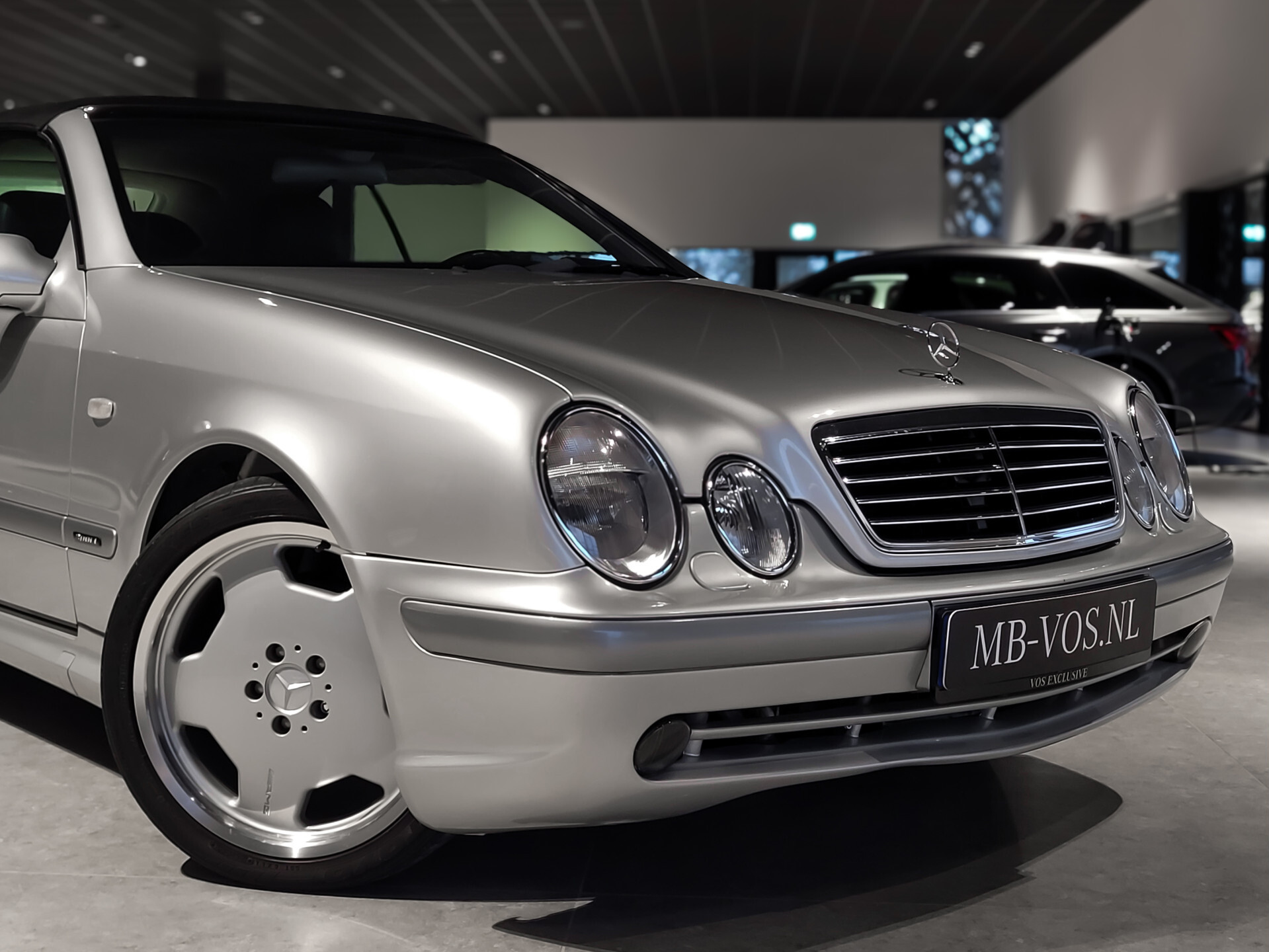 Mercedes-Benz CLK-Klasse Cabrio 320 AMG Sport|Leer|Comand|Bose|Xenon|Mem|ECC|Verw-stoelen Foto 24