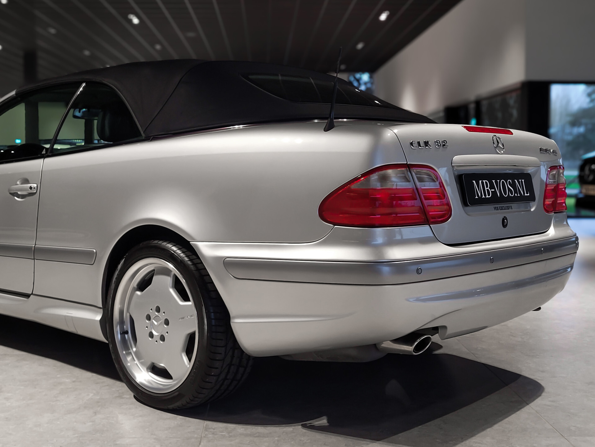 Mercedes-Benz CLK-Klasse Cabrio 320 AMG Sport|Leer|Comand|Bose|Xenon|Mem|ECC|Verw-stoelen Foto 25