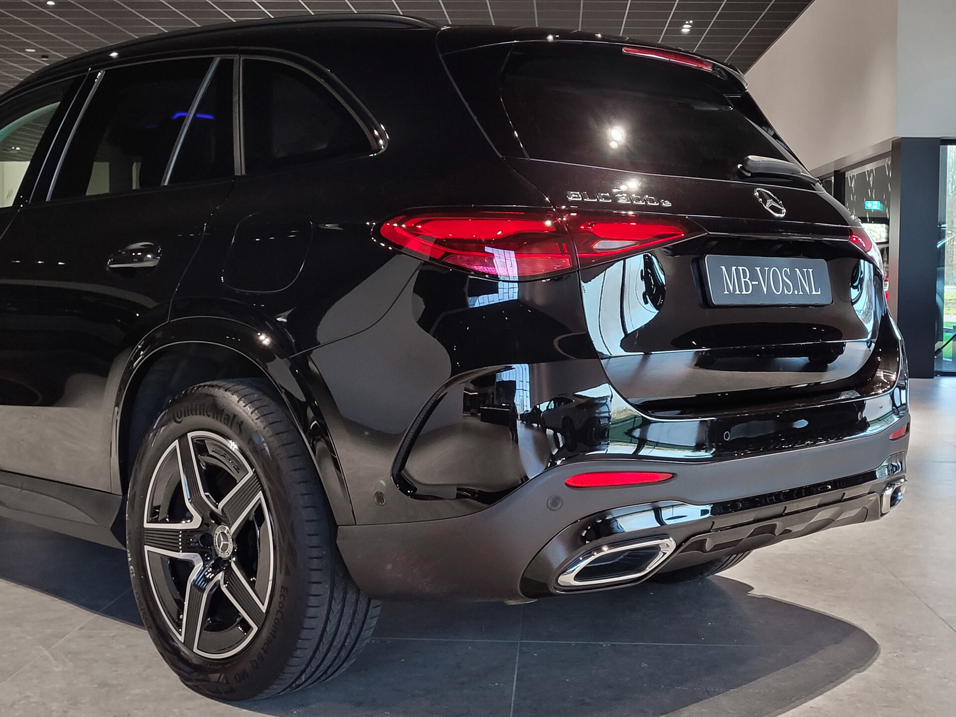 Mercedes-Benz GLC 300e 4-M AMG Night Advanced Plus Foto 33