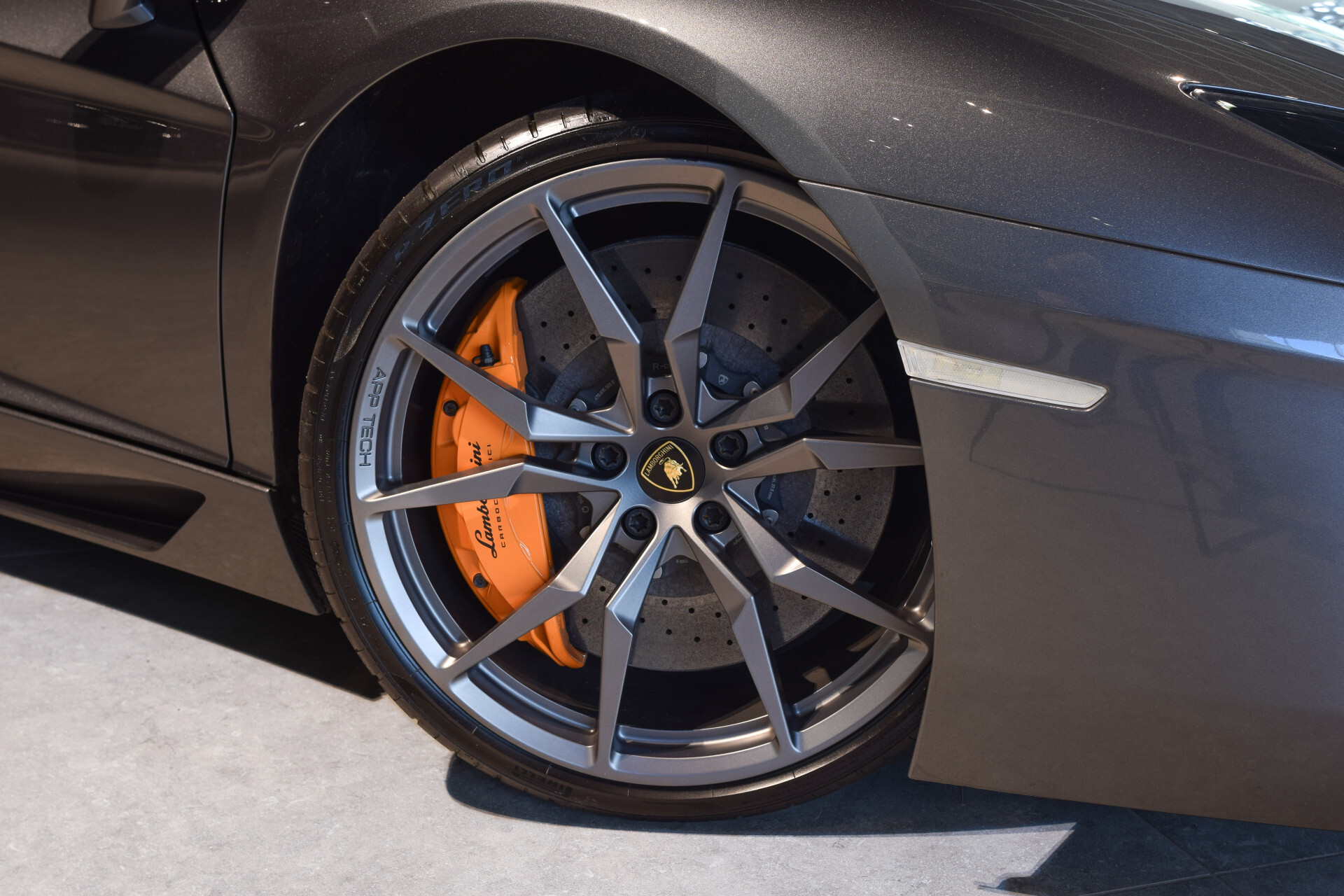 Lamborghini Aventador 6.5 V12 LP700-4 Roadster | Full Historie | New Service Foto 45