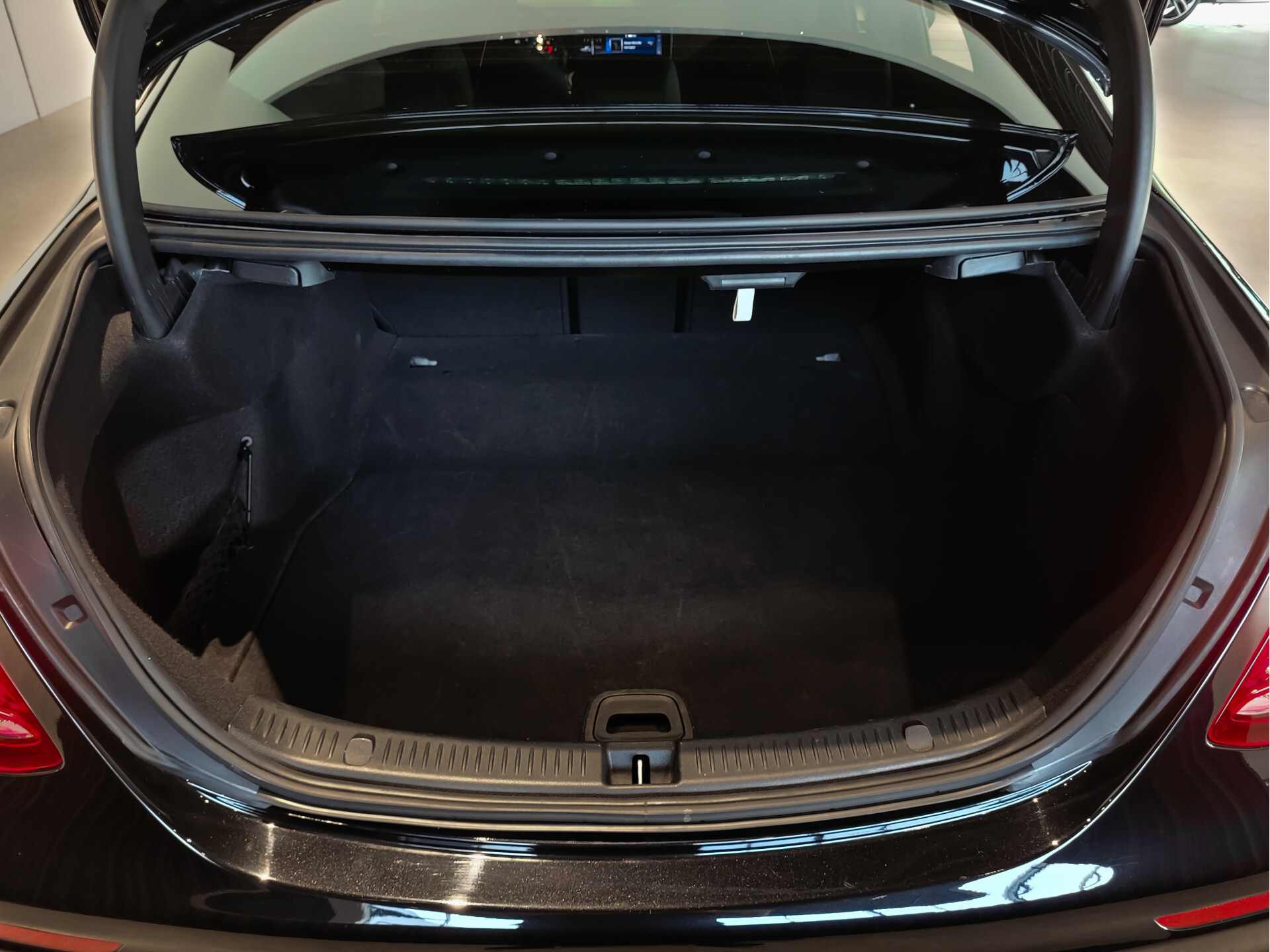 Mercedes-Benz E-Klasse 300 AMG Schuifdak | Afn-Trekhaak | DAB | Carplay | Verw-Stoelen Aut9 Foto 42