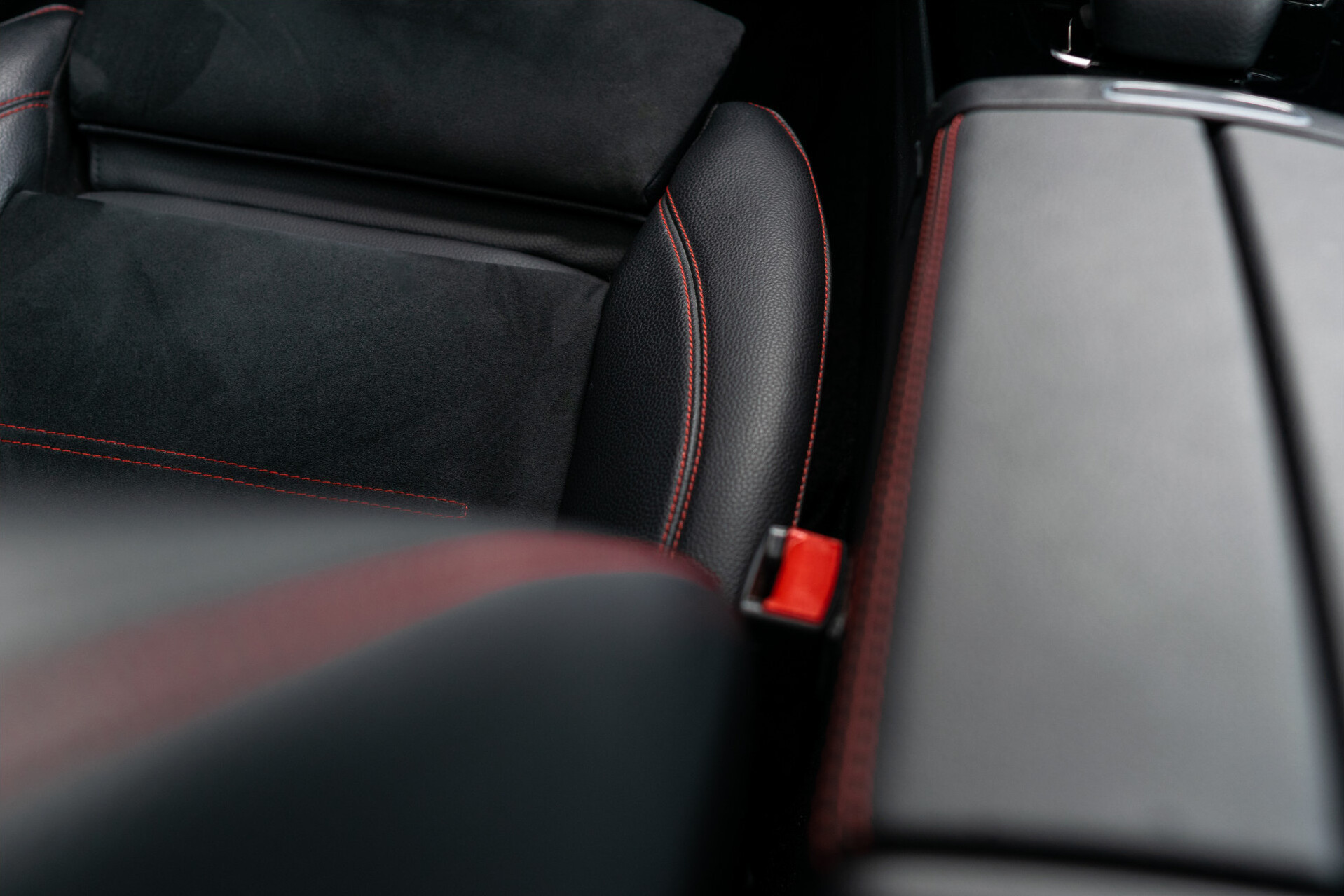 Mercedes-Benz A-Klasse 180 d AMG Night|Panorama|Widescreen|LED|MBUX Aut7 Foto 34