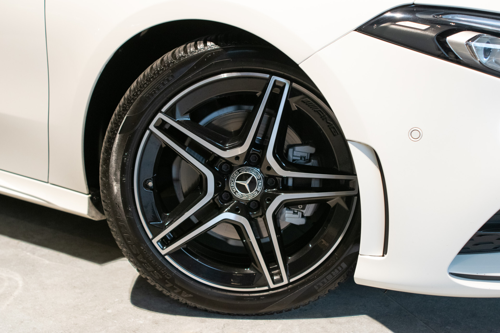 Mercedes-Benz A-Klasse 180 d AMG Night|Panorama|Widescreen|LED|MBUX Aut7 Foto 42