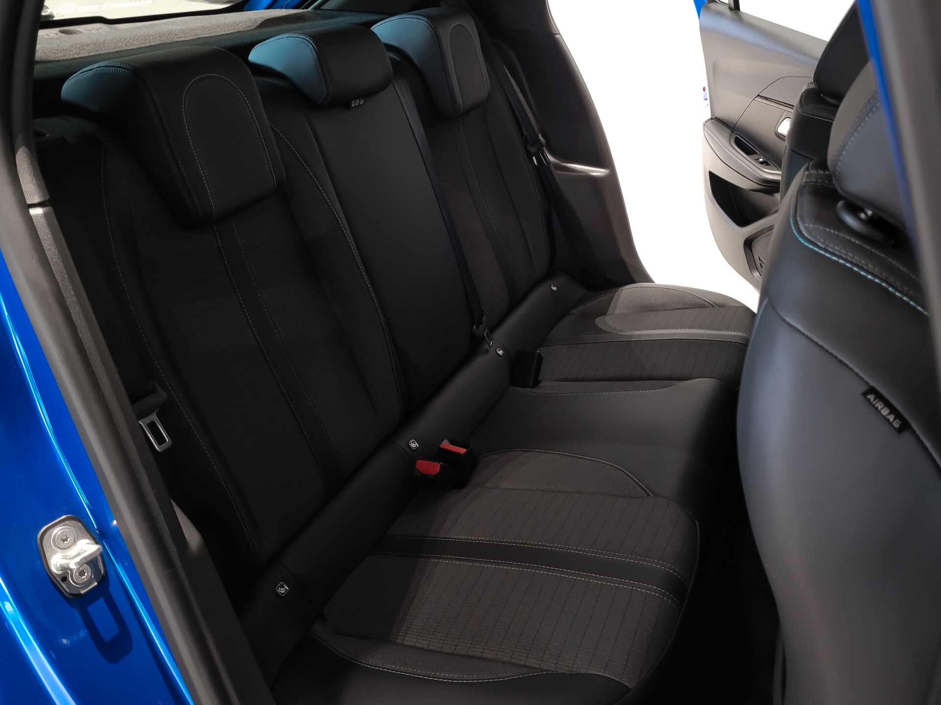 Peugeot 208 1.2 PureTech Allure Automaat Pack Drive Assist Plus|Pack Connect|Carplay|Groot navigatie|NL auto Foto 7