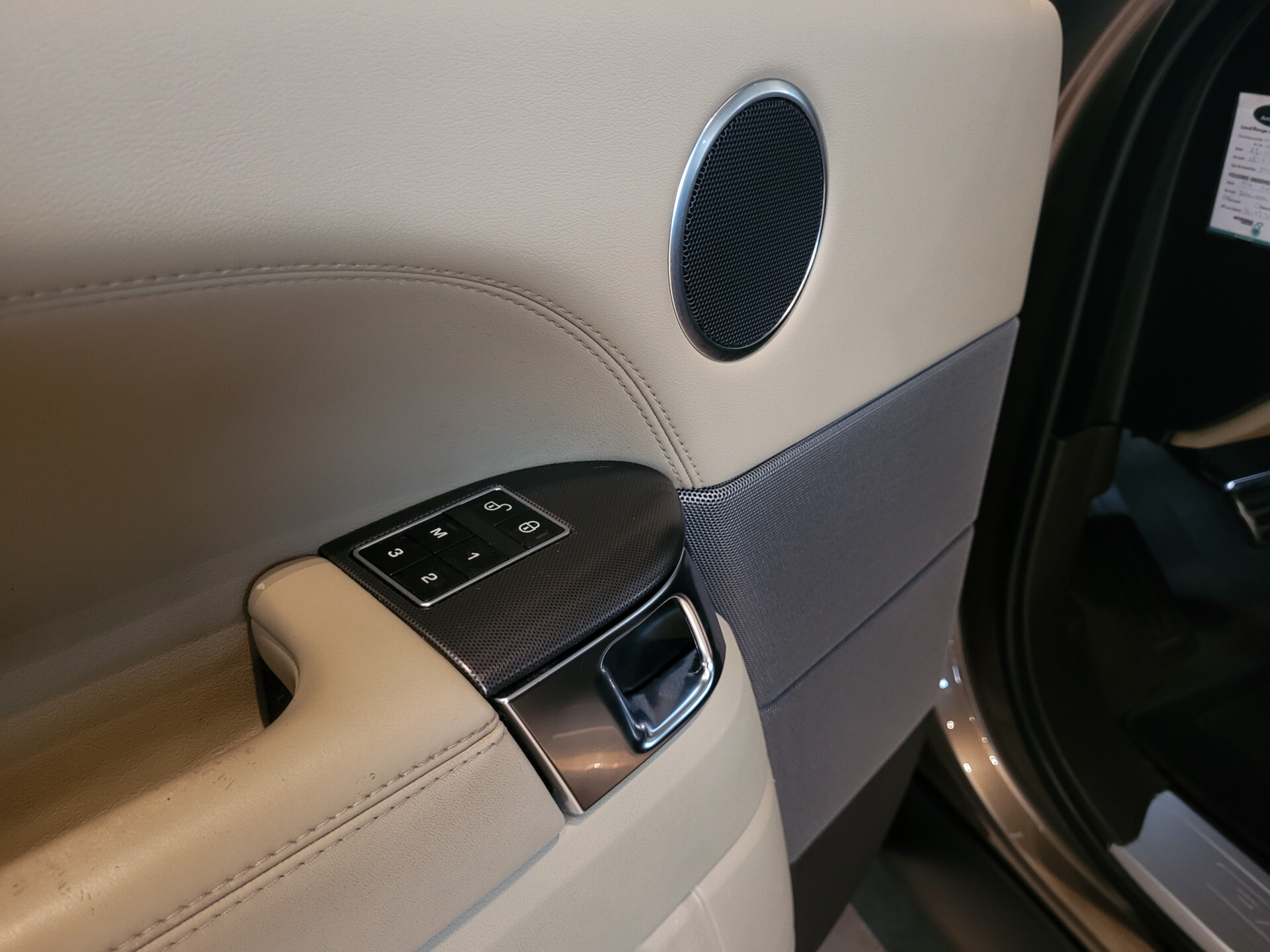 Land Rover Range Rover Sport 3.0 SDV6 HSE Dynamic Panorama|21"|Camera|4xStoelverwarming|Ambientlight Foto 10
